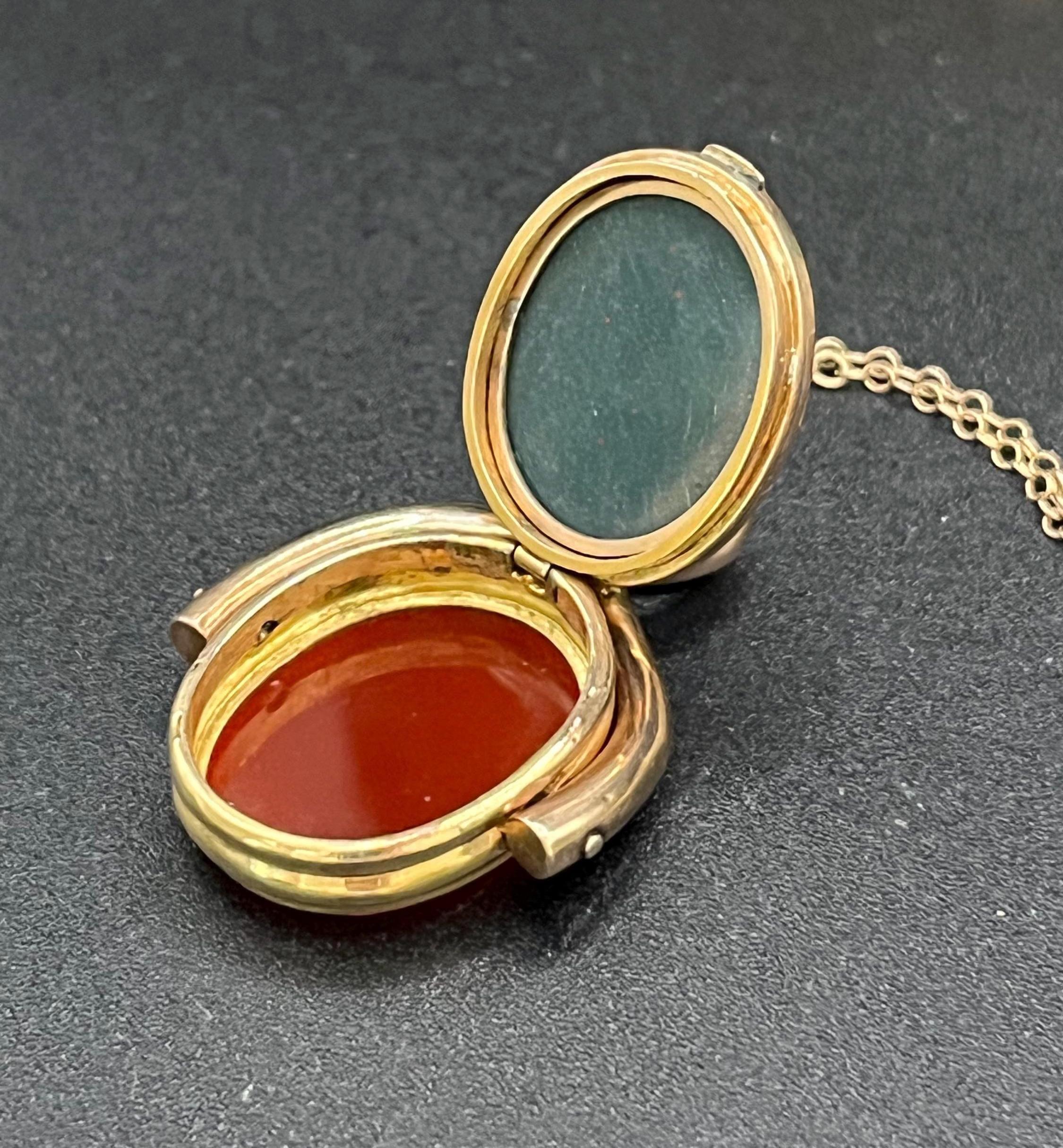 Pendentif en or 9ct Edwardien, pierre de sang et cornaline. en vente 5