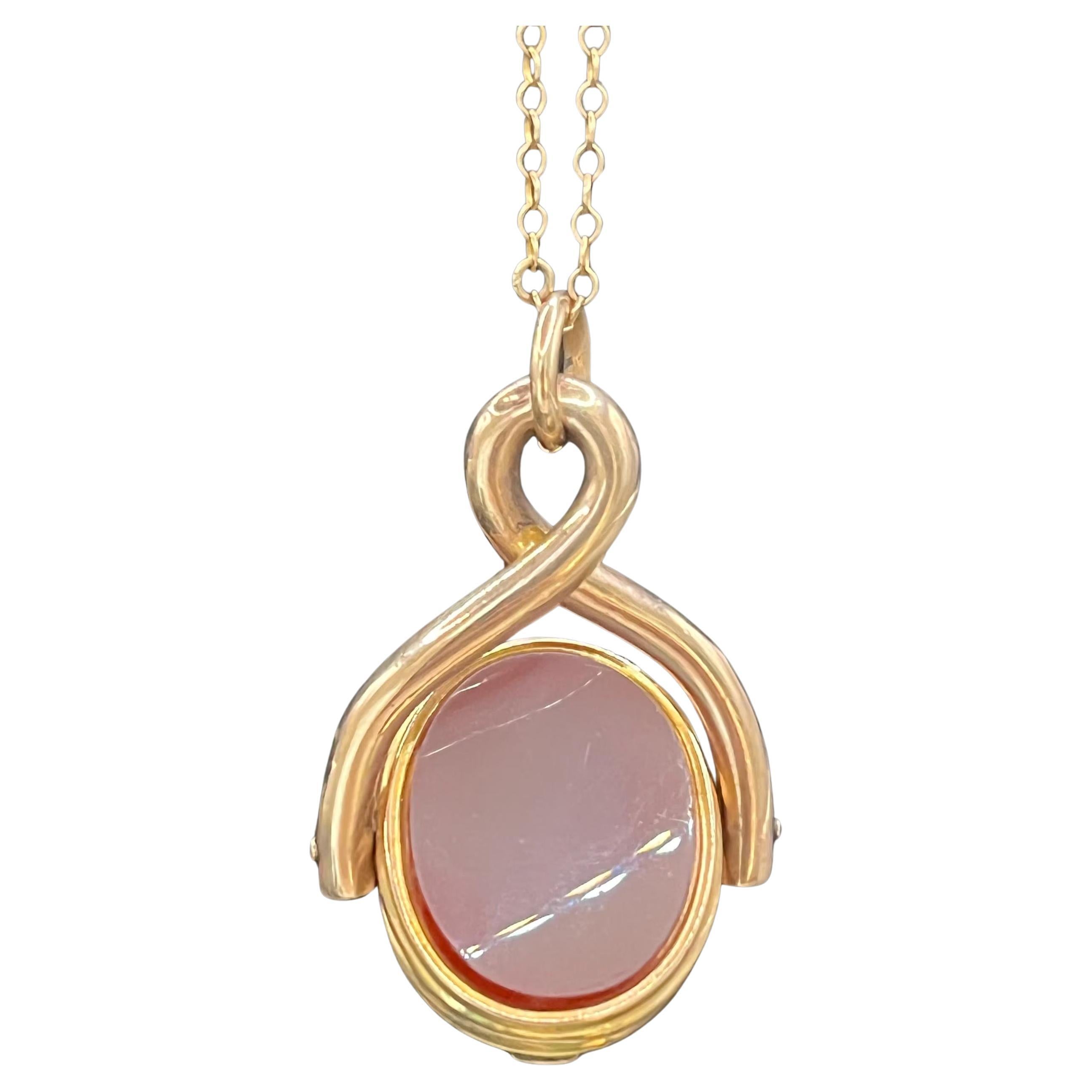 Pendentif en or 9ct Edwardien, pierre de sang et cornaline. en vente