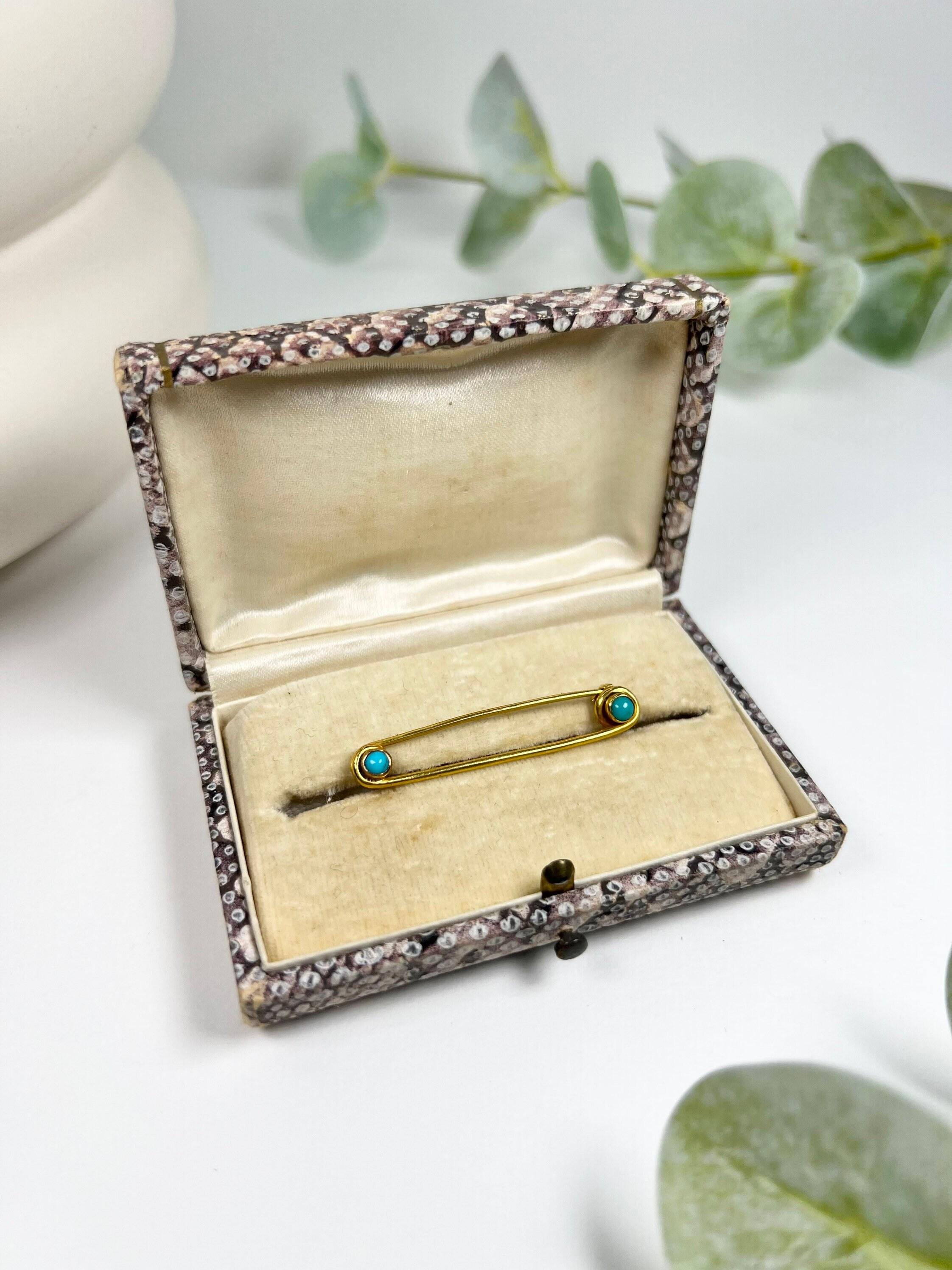 Round Cut Antique 9ct Gold Edwardian Turquoise Stock Pin Brooch For Sale