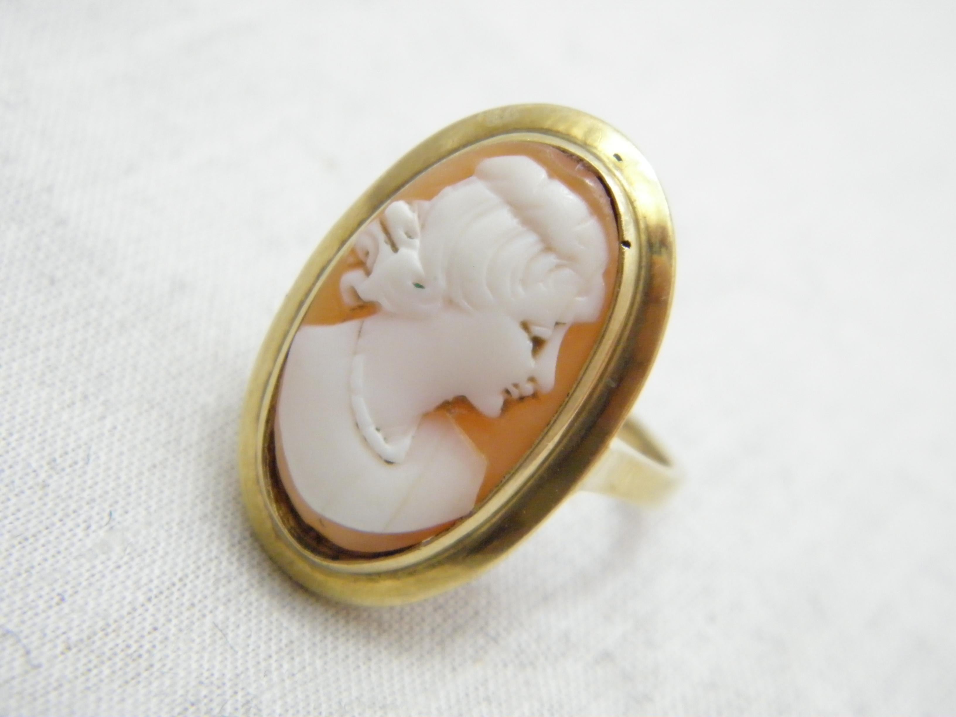 Victorian Antique 9ct Gold Huge Cameo Signet Ring 375 Purity Heavy Shell 6.7g Size O 7.25 For Sale