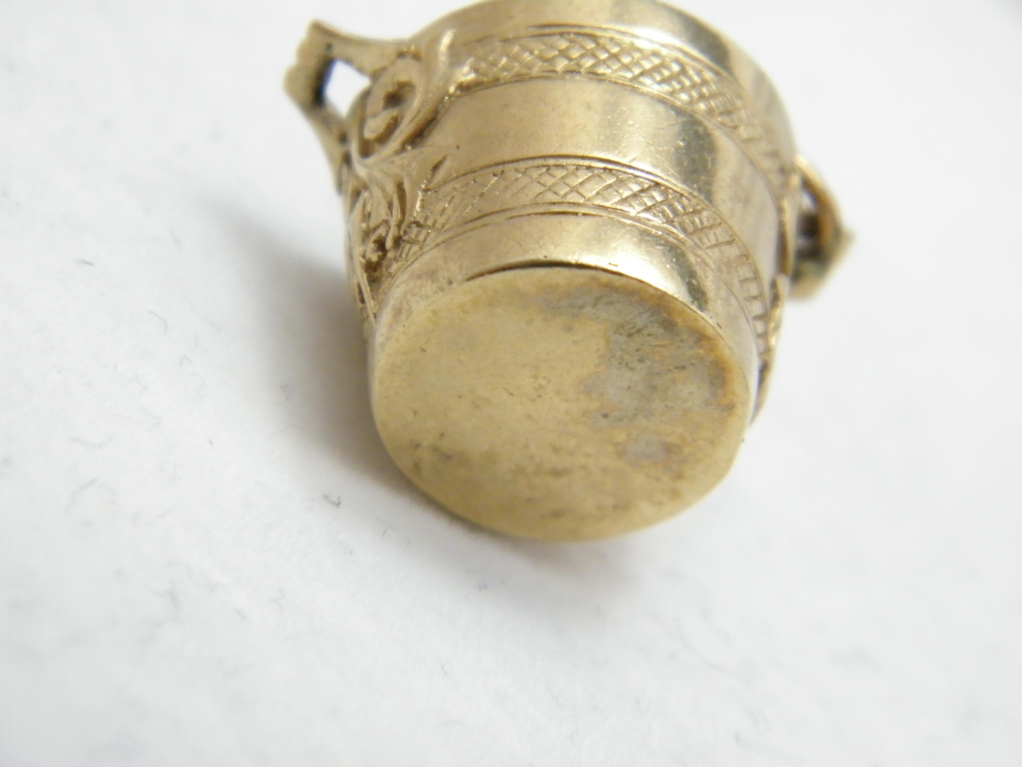 Antique 9ct Gold Huge Champagne Bucket Pendant Charm Fob 375 Purity 8.6g 1966 For Sale 2
