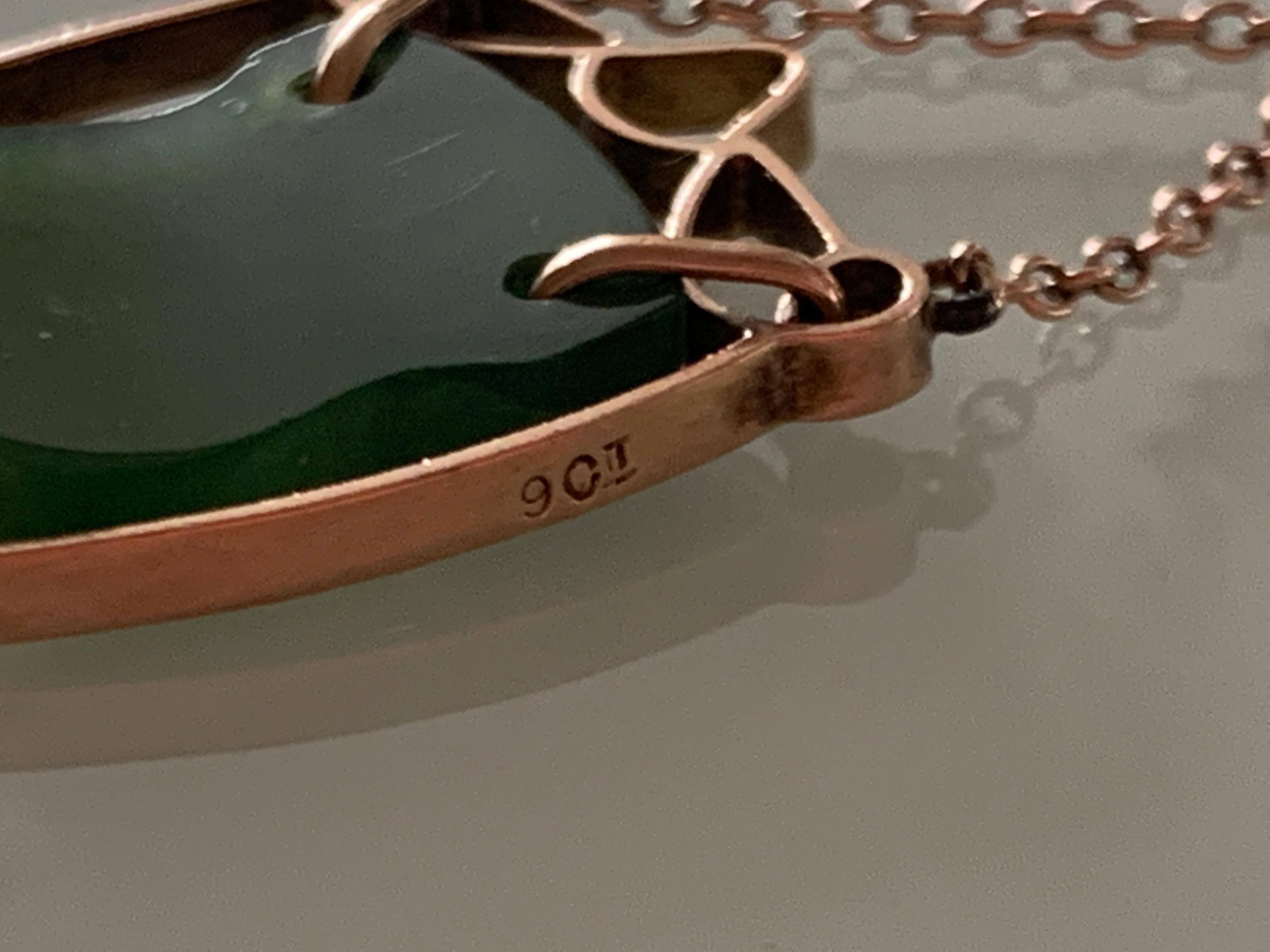 Antique 9ct Gold Jade etched Medallion pendant  For Sale 2
