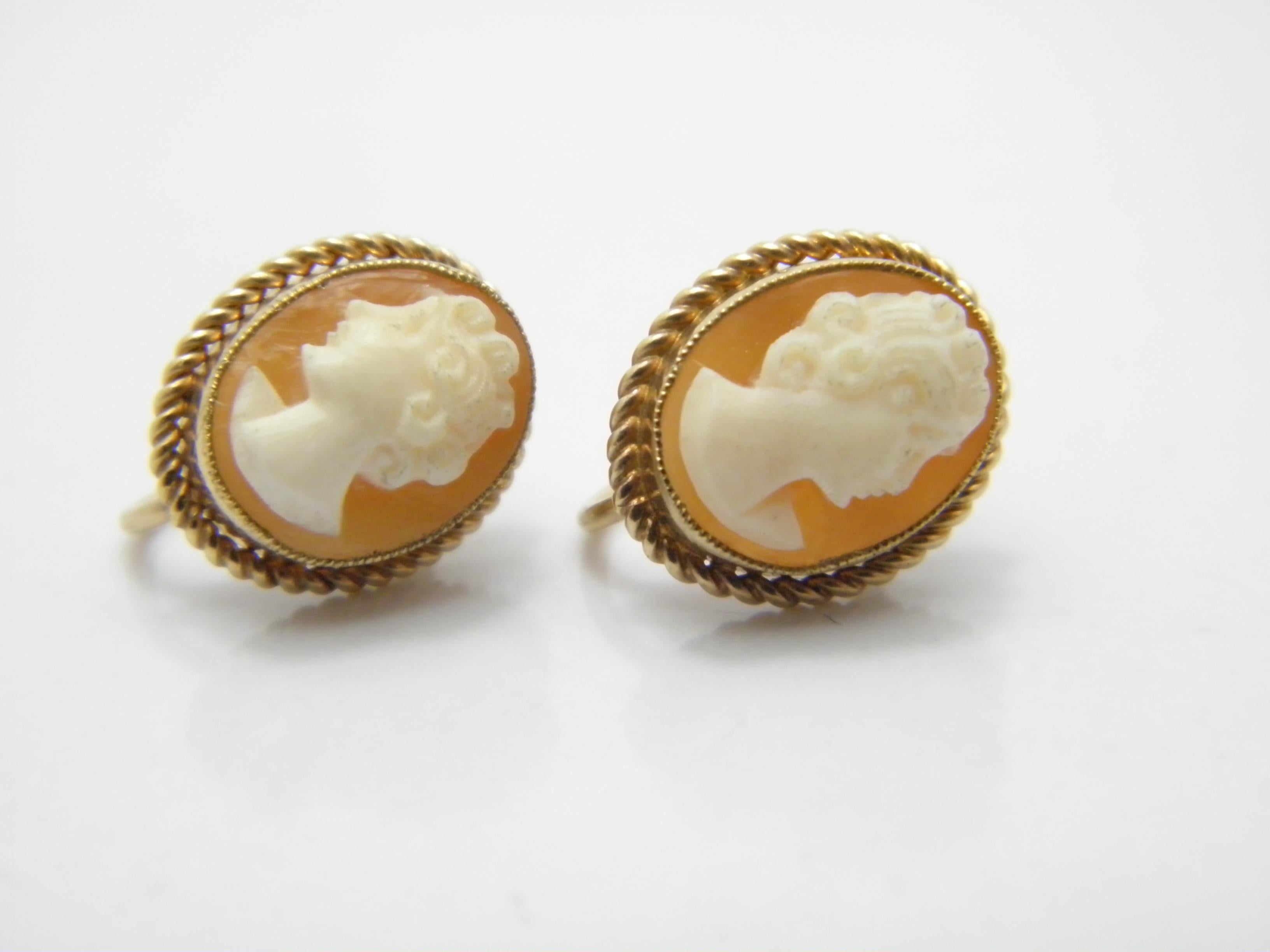 Antique 9ct Gold Large Shell Cameo Screw Back Dangle Earrings 375 Purity c1900 For Sale 3