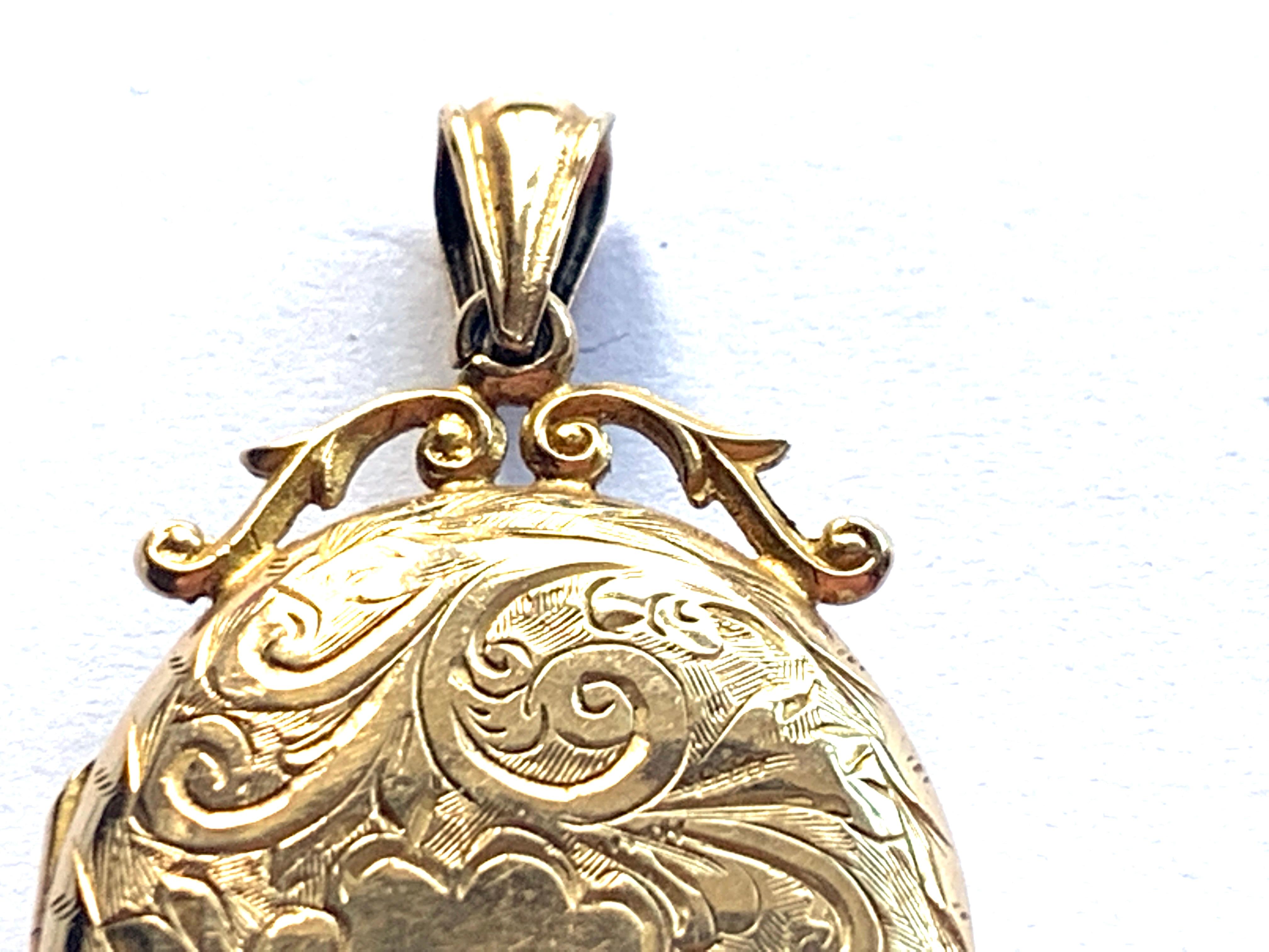 Antique 9ct Gold Locket In Good Condition In London, GB