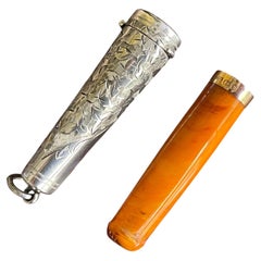 Antique 9ct Gold Mounted Amber Cheroot Holder in Engraved Silver Case