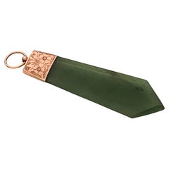 Antiker Jade-Anhänger in 9-karätigem Gold