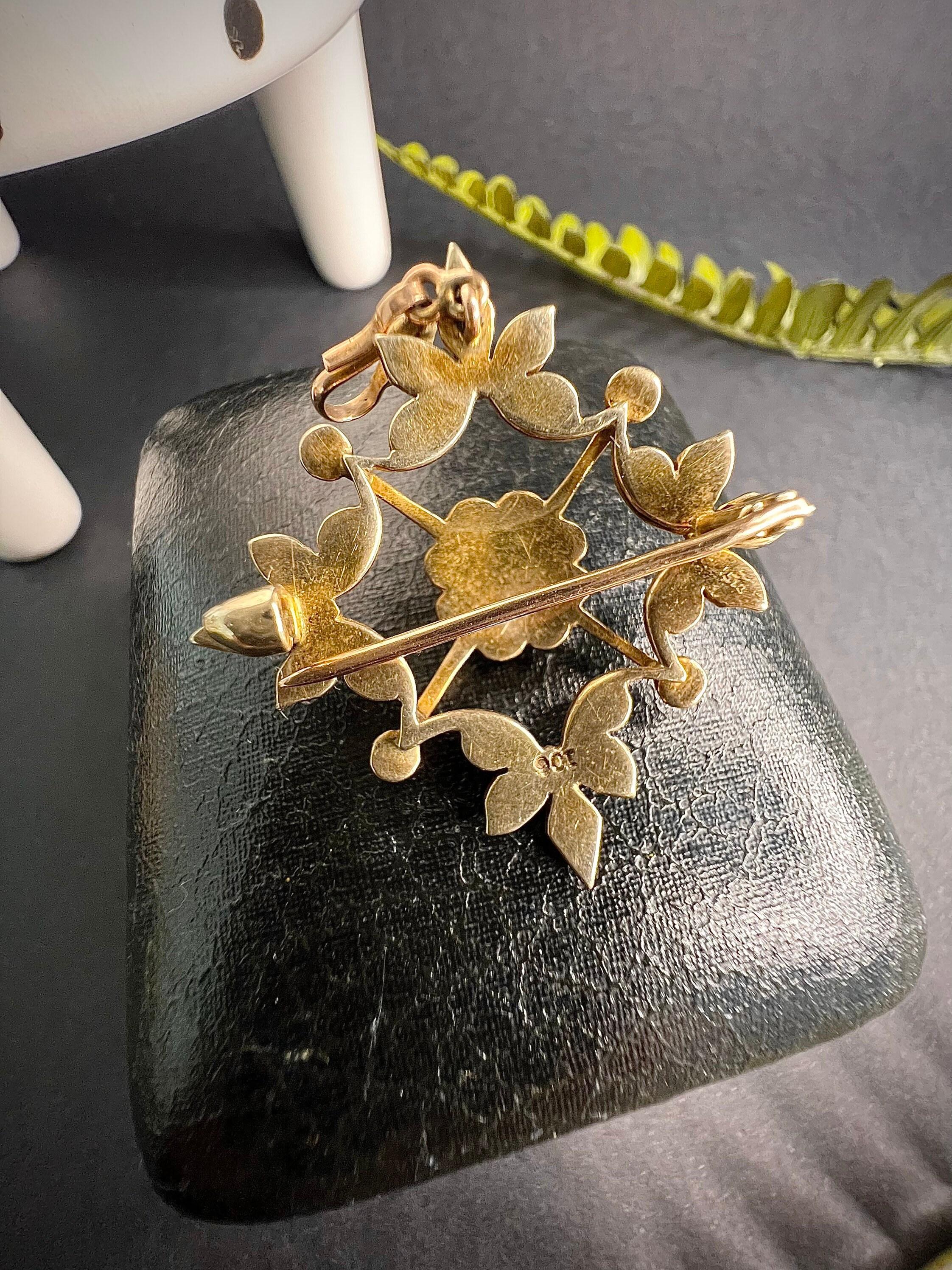 Antique 9ct Gold Natural Seed Pearl Flower Pendant / Brooch For Sale 2
