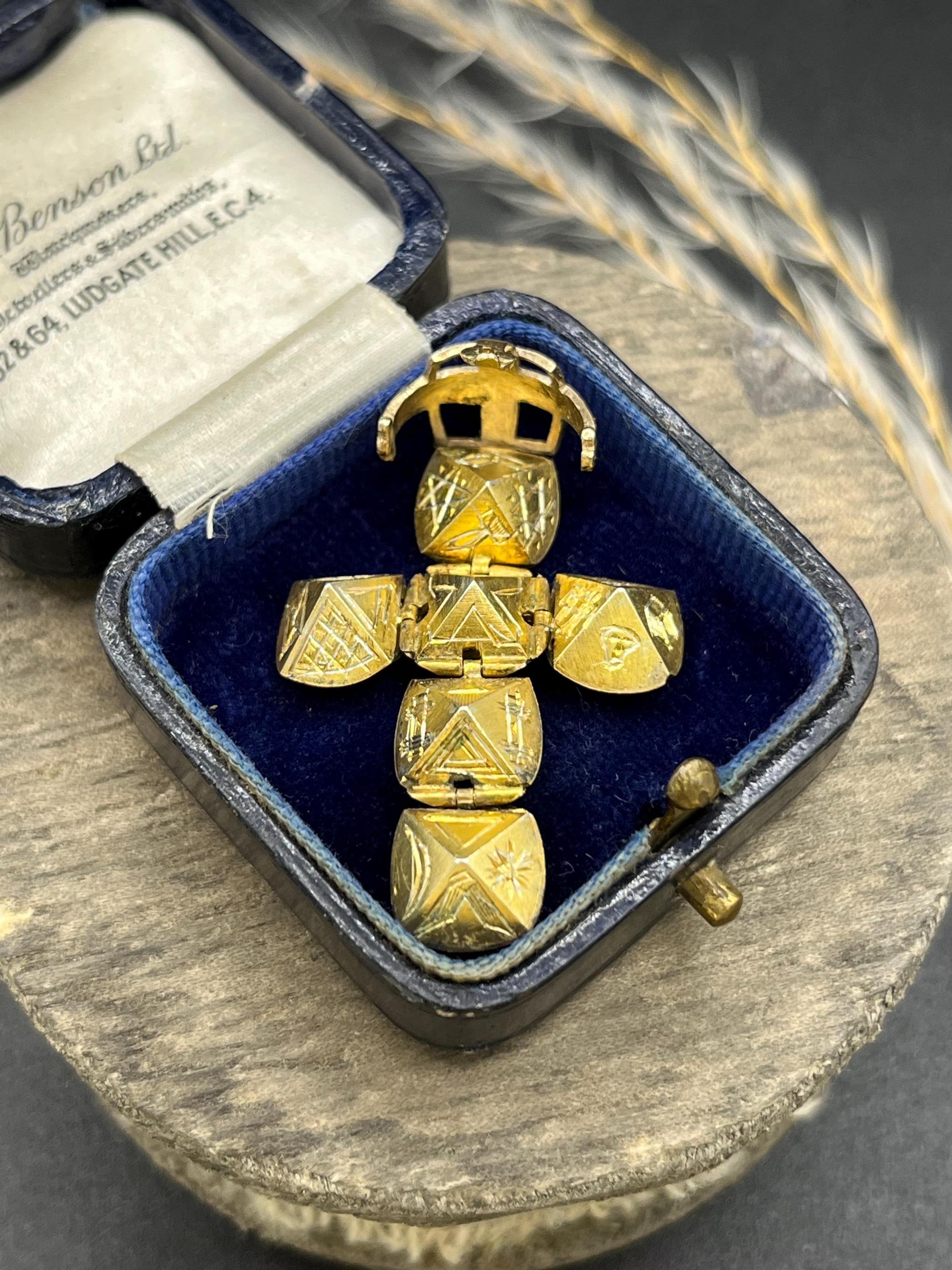 Porte-boules maçonnique ancien en or 9ct et argent Circa 1920 en vente 2