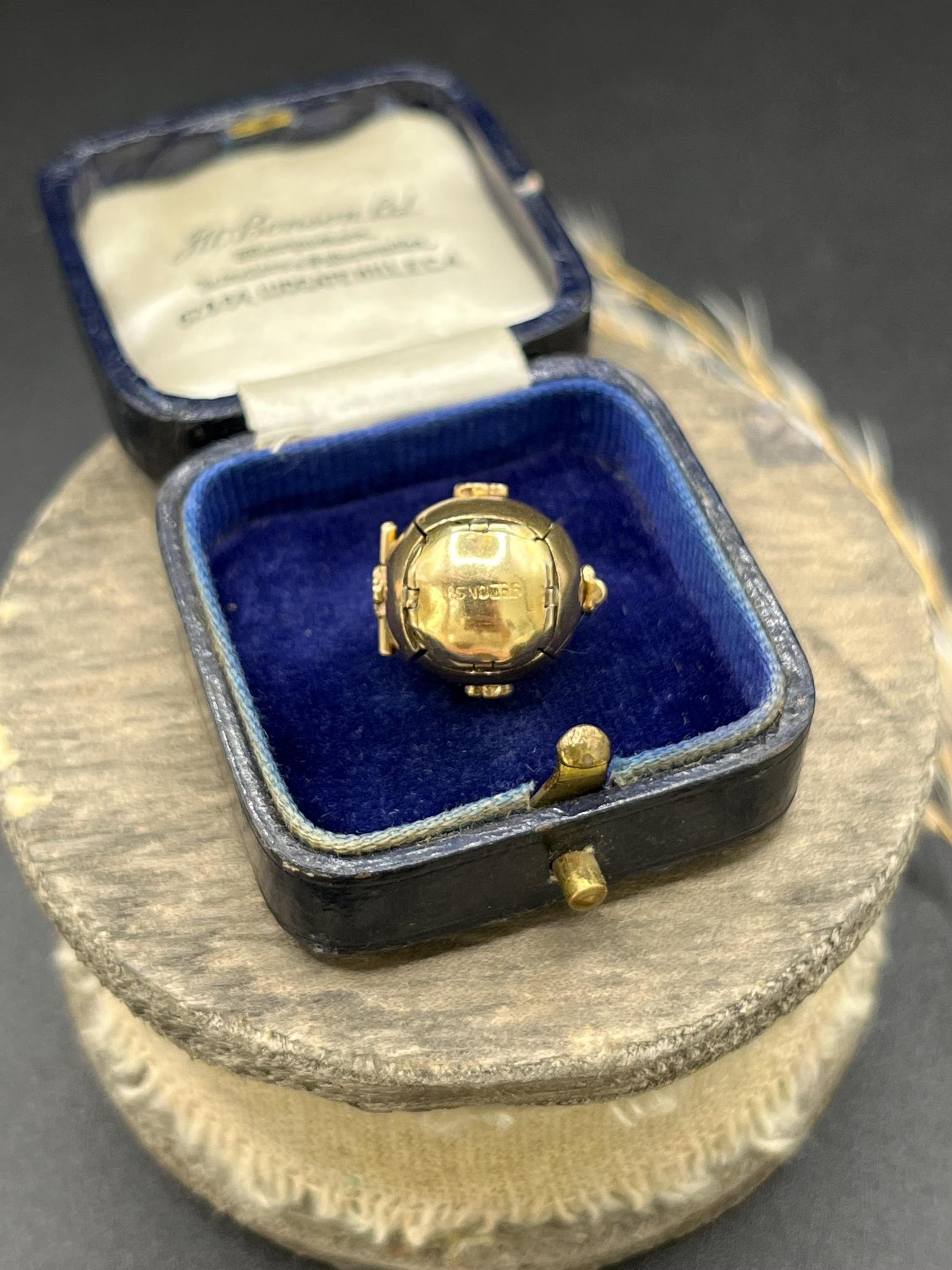 Porte-boules maçonnique ancien en or 9ct et argent Circa 1920 en vente 3