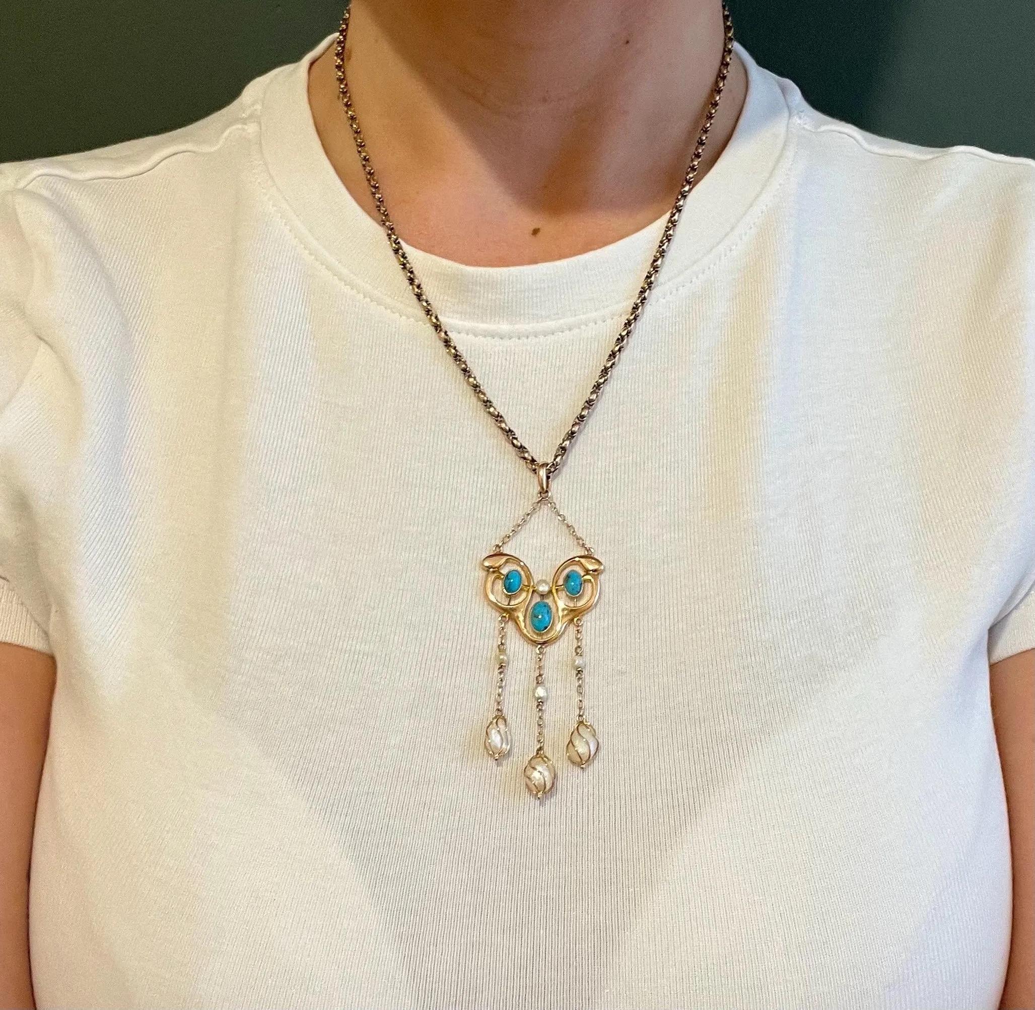 Antico ciondolo a goccia in oro 9ct, perle e turchesi, CIRCA 1920 in vendita 5