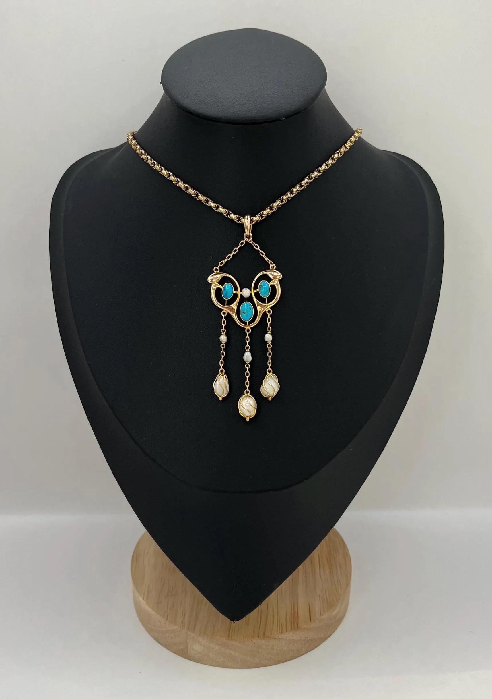 Art Nouveau Antico ciondolo a goccia in oro 9ct, perle e turchesi, CIRCA 1920 in vendita