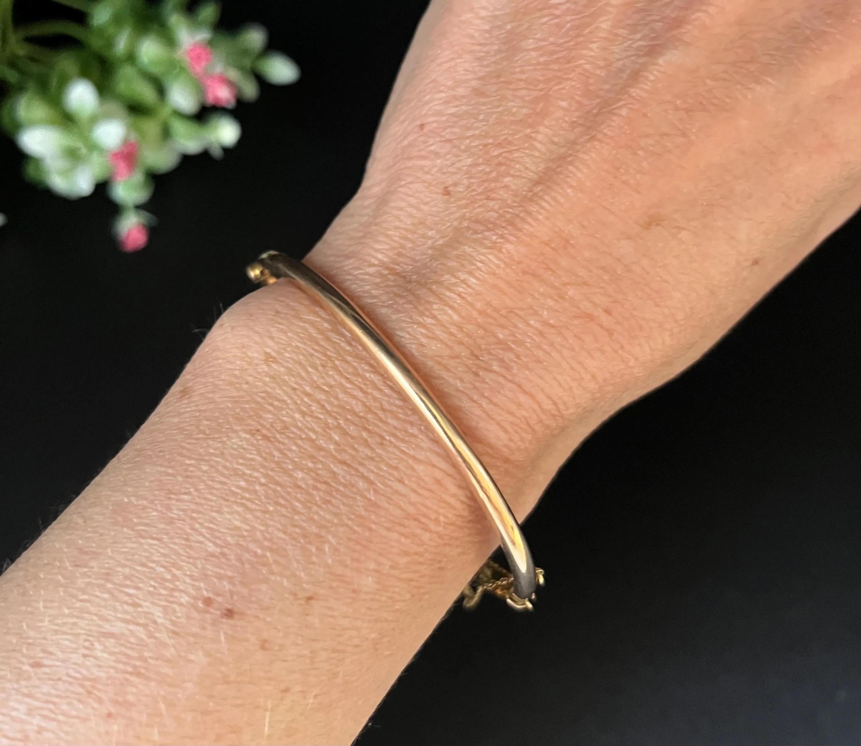 Antike 9ct Gold Plain Hinged Armreif, CIRCA 1920s im Angebot 6