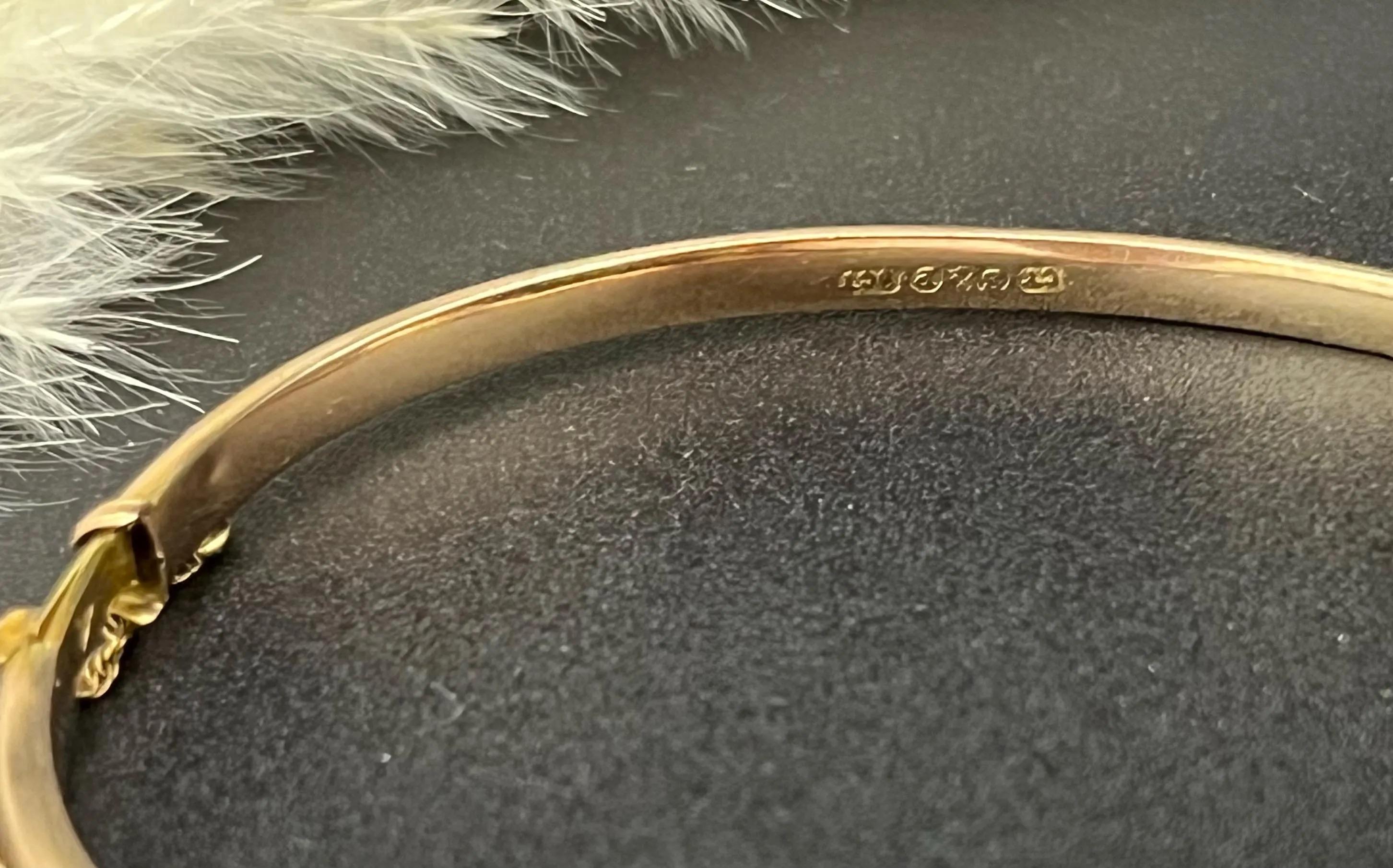 Antike 9ct Gold Plain Hinged Armreif, CIRCA 1920s im Zustand „Gut“ im Angebot in Brighton, GB