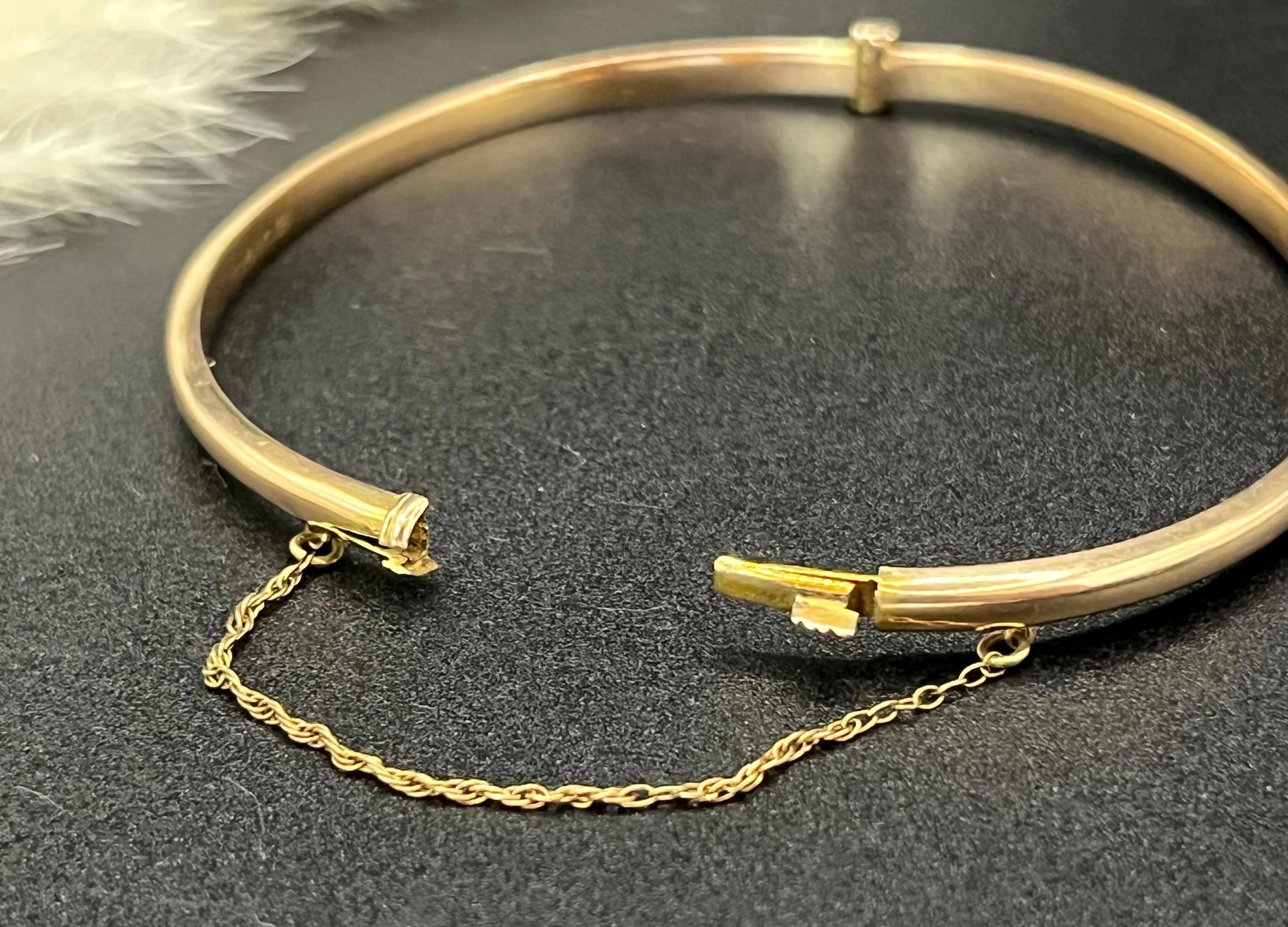 Antike 9ct Gold Plain Hinged Armreif, CIRCA 1920s im Angebot 2