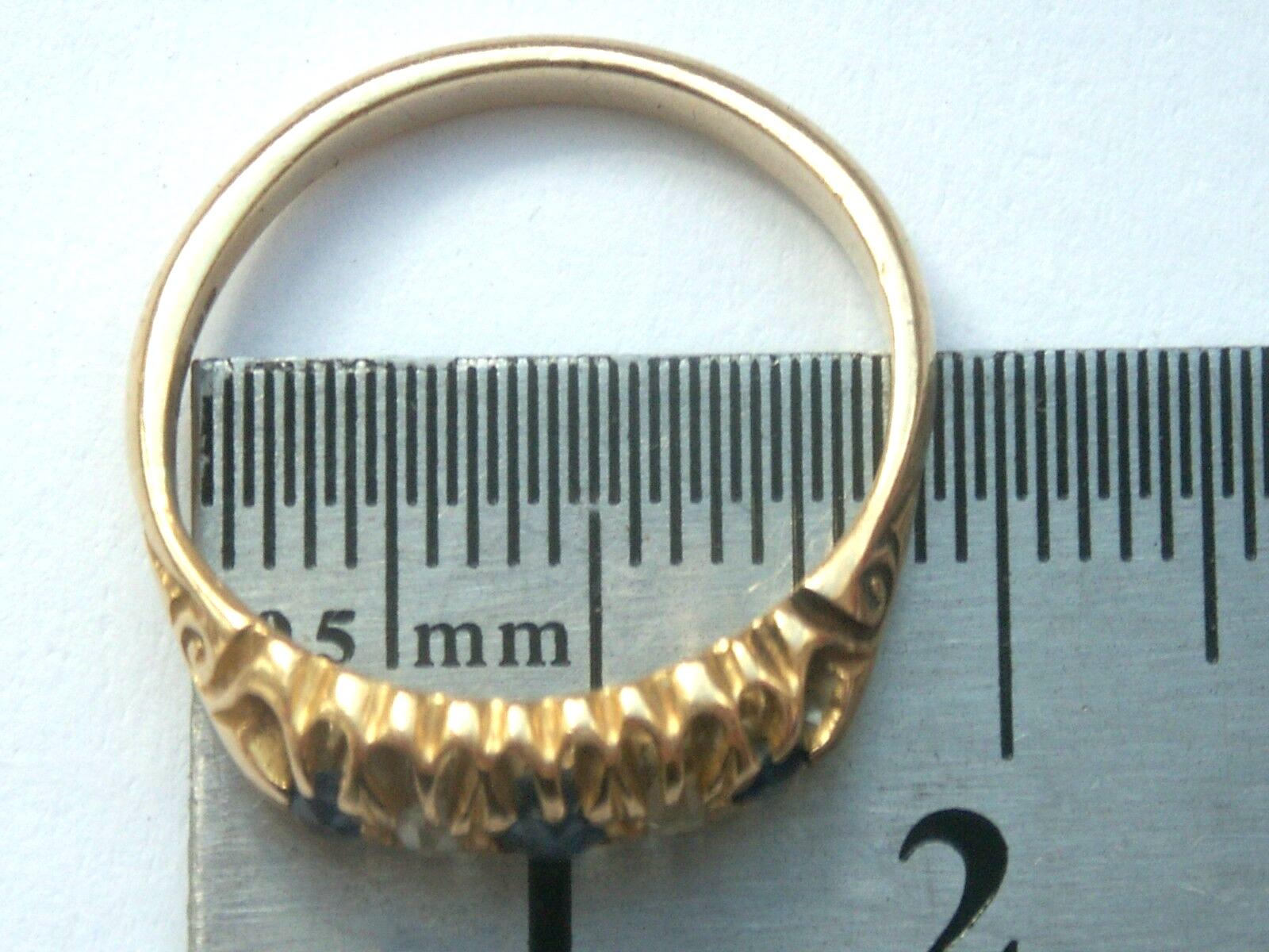 Edwardian Antique 9ct Gold Sapphire & Diamond Ring