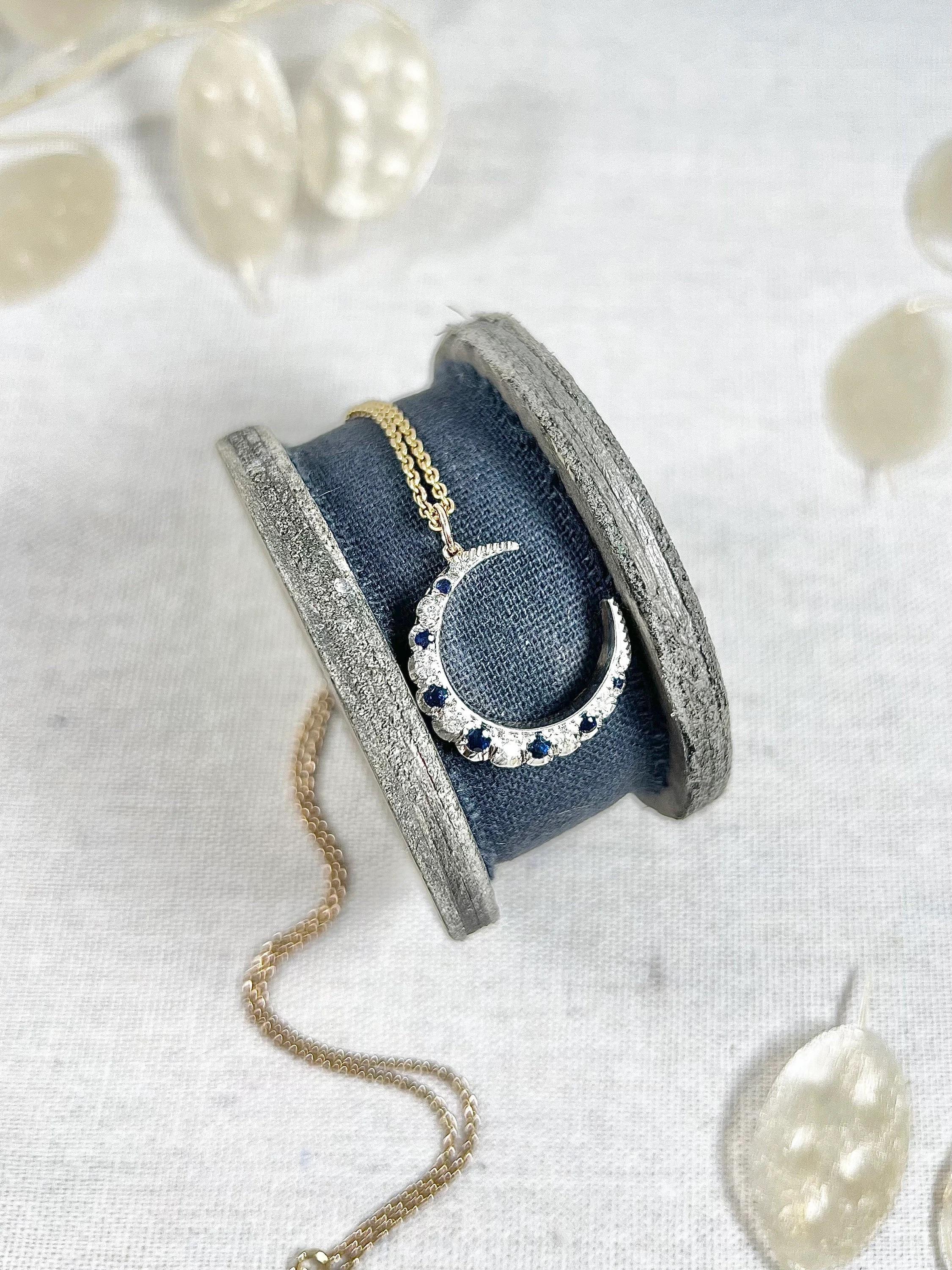Antique 9ct Gold & Silver, Victorian Sapphire Diamond Crescent Moon Pendant For Sale 2