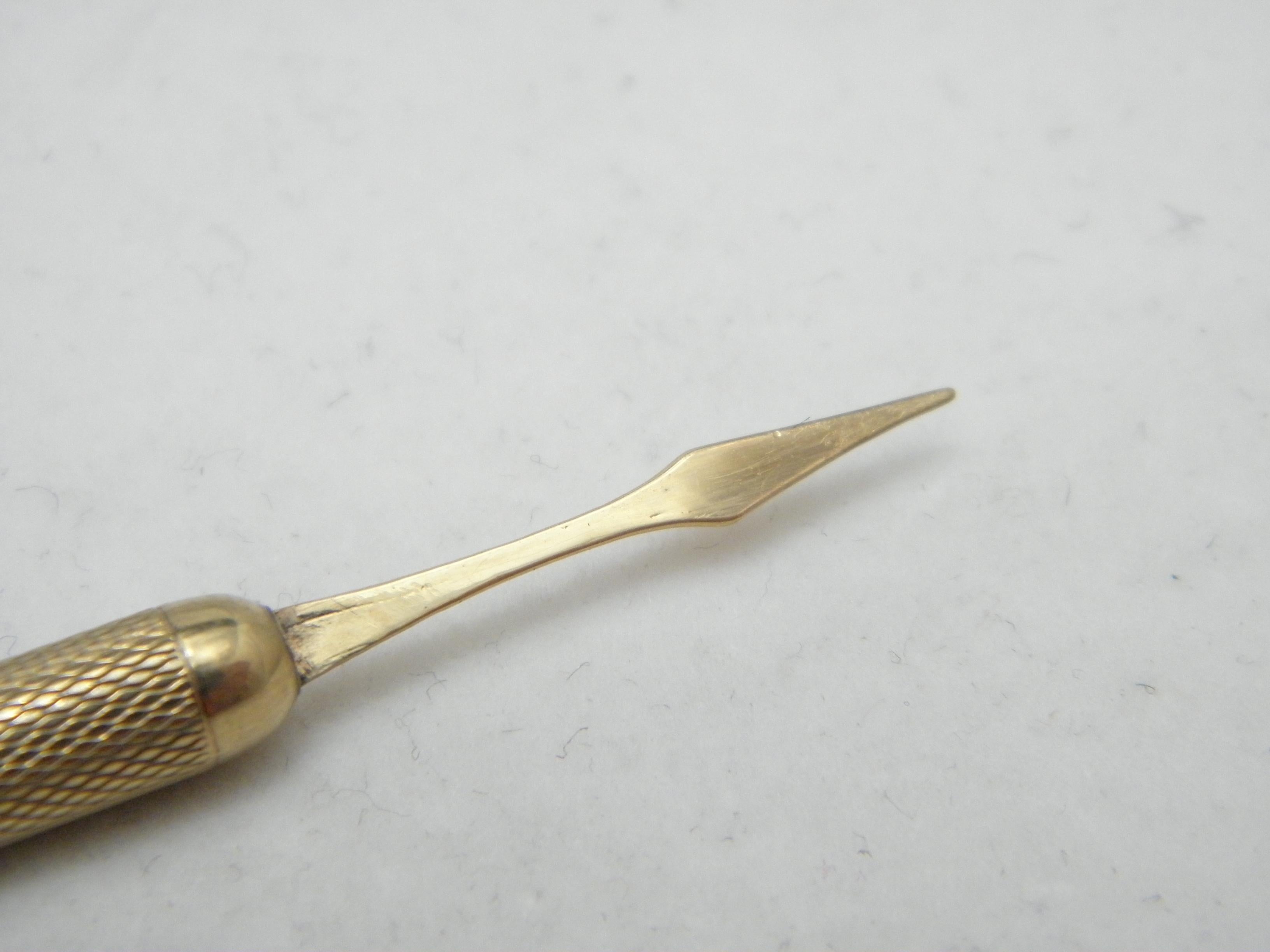 Antique 9ct Gold Toothpick Fob c1920 375 Purity Chatelaine Charm Propelling In Good Condition For Sale In Camelford, GB