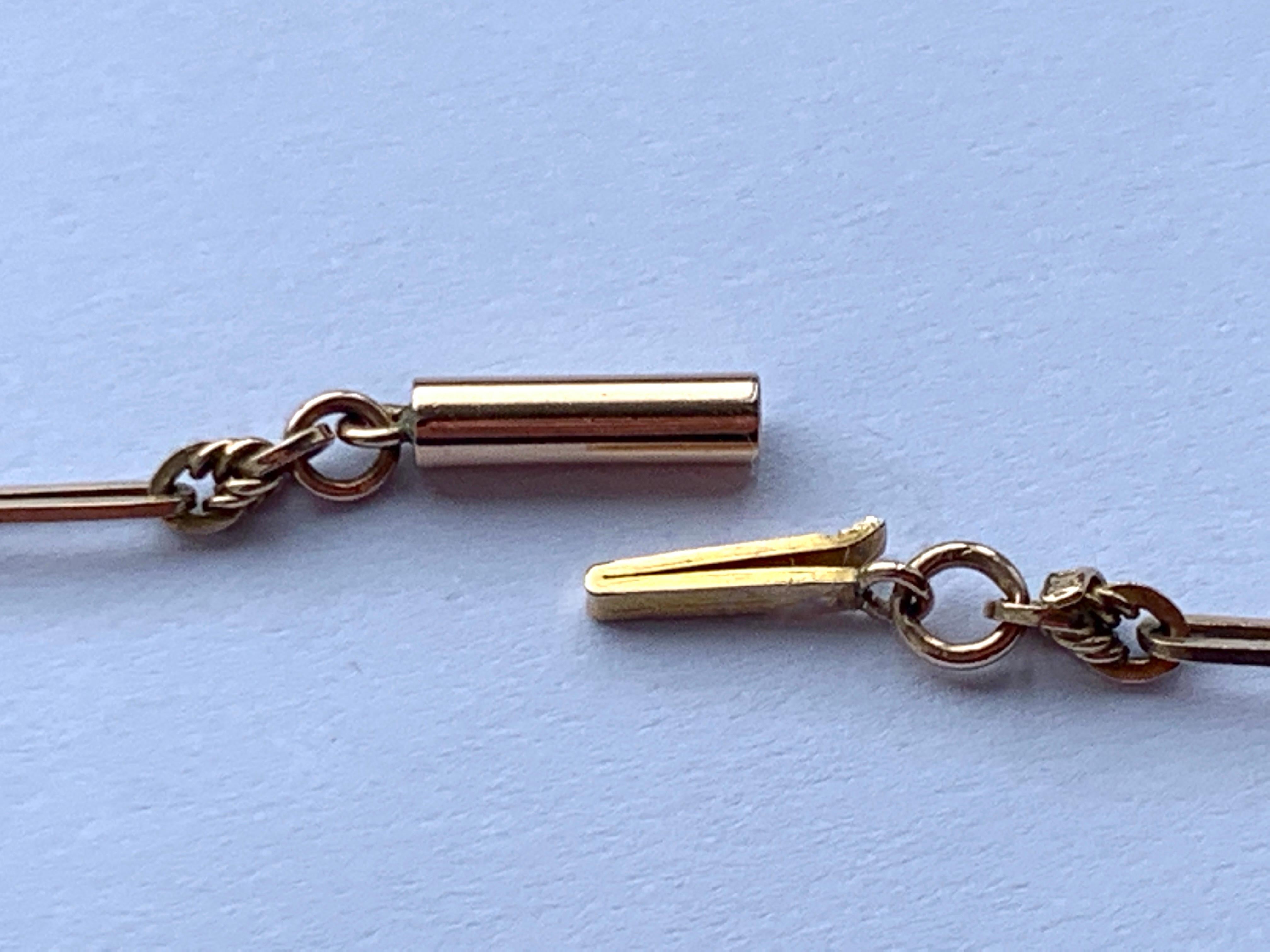 Late Victorian Antique 9ct Gold Victorian Barrel clasp Necklace For Sale