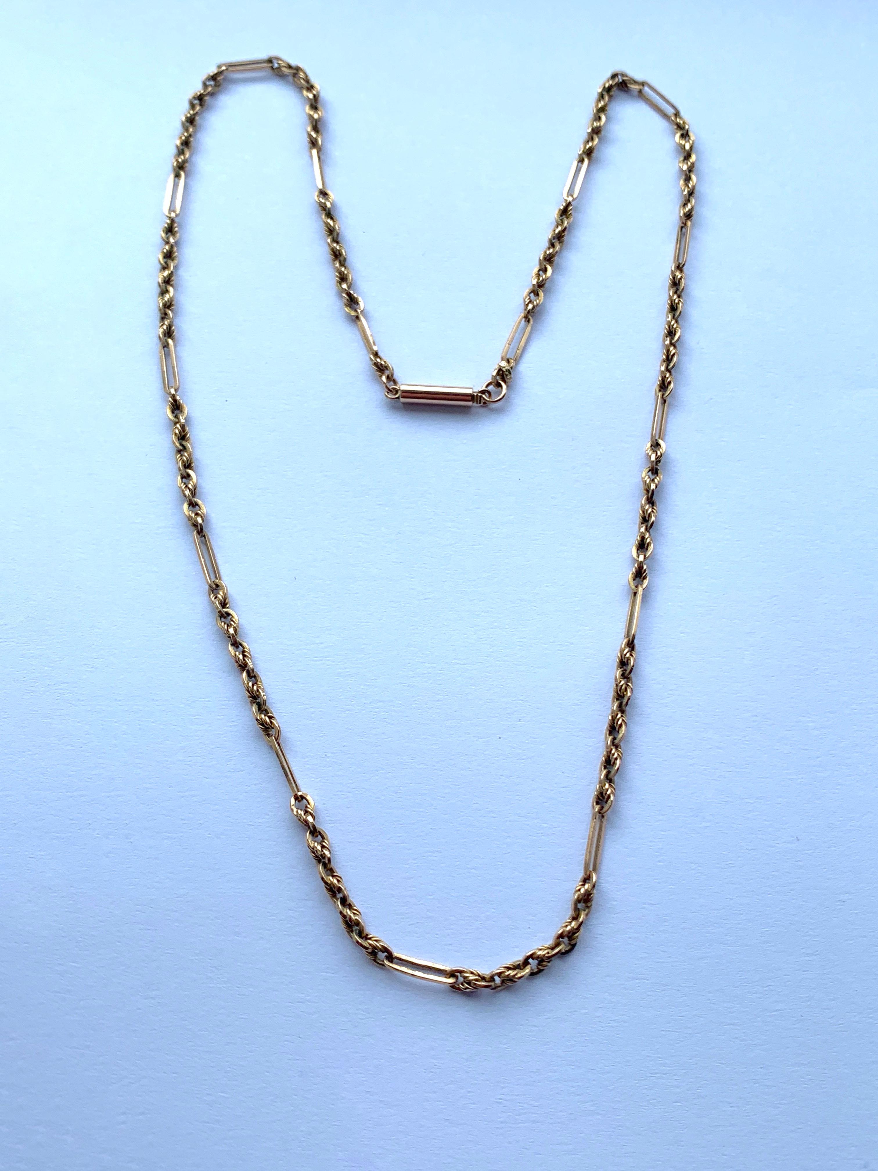 Antique 9ct Gold Victorian Barrel clasp Necklace  For Sale 1