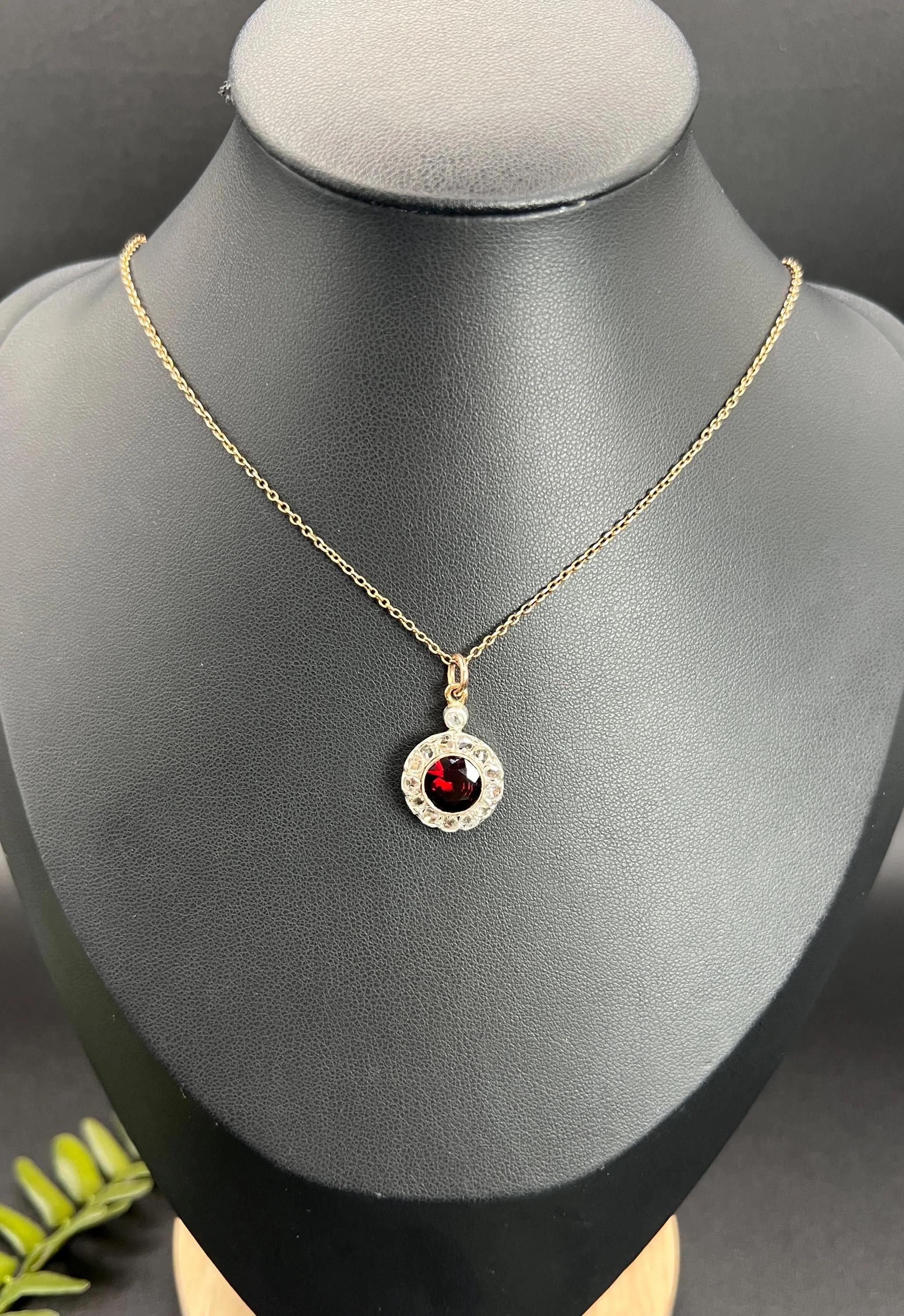 Antique Floral Pendant 

9ct Gold Tested

Circa 1880

Step back in time with this exquisite Victorian pendant, a true testament to craftsmanship and elegance. Crafted from 9ct yellow gold, this stunning piece features a striking floral design