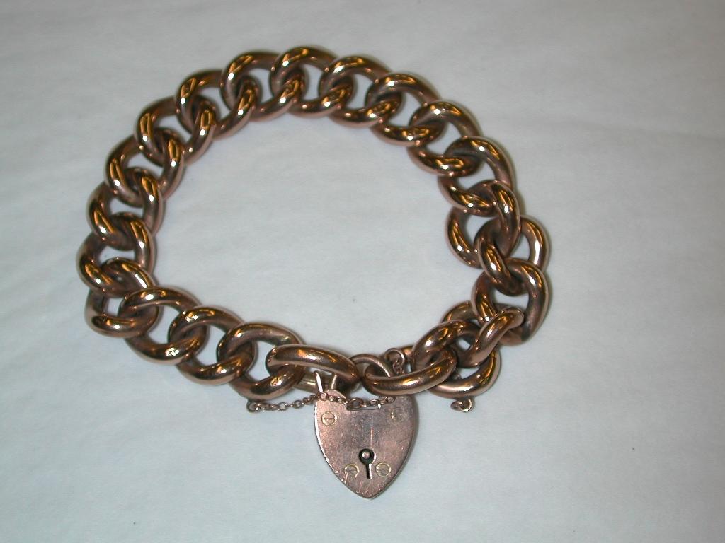 nine carat bracelet