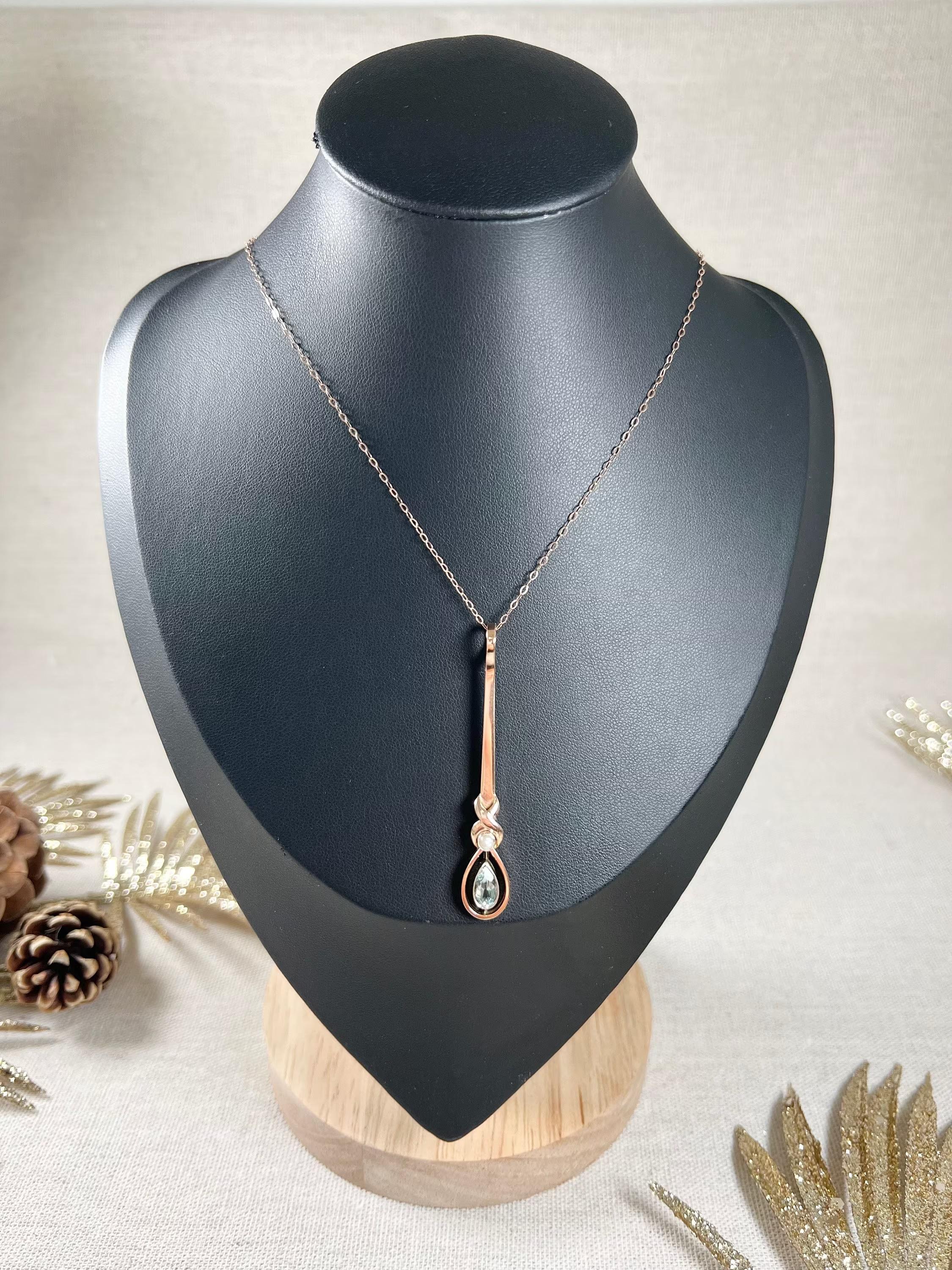Antique 9ct Rose Gold 1920s Aquamarine Seed Pearl Pendulum Drop Pendant Necklace For Sale 2
