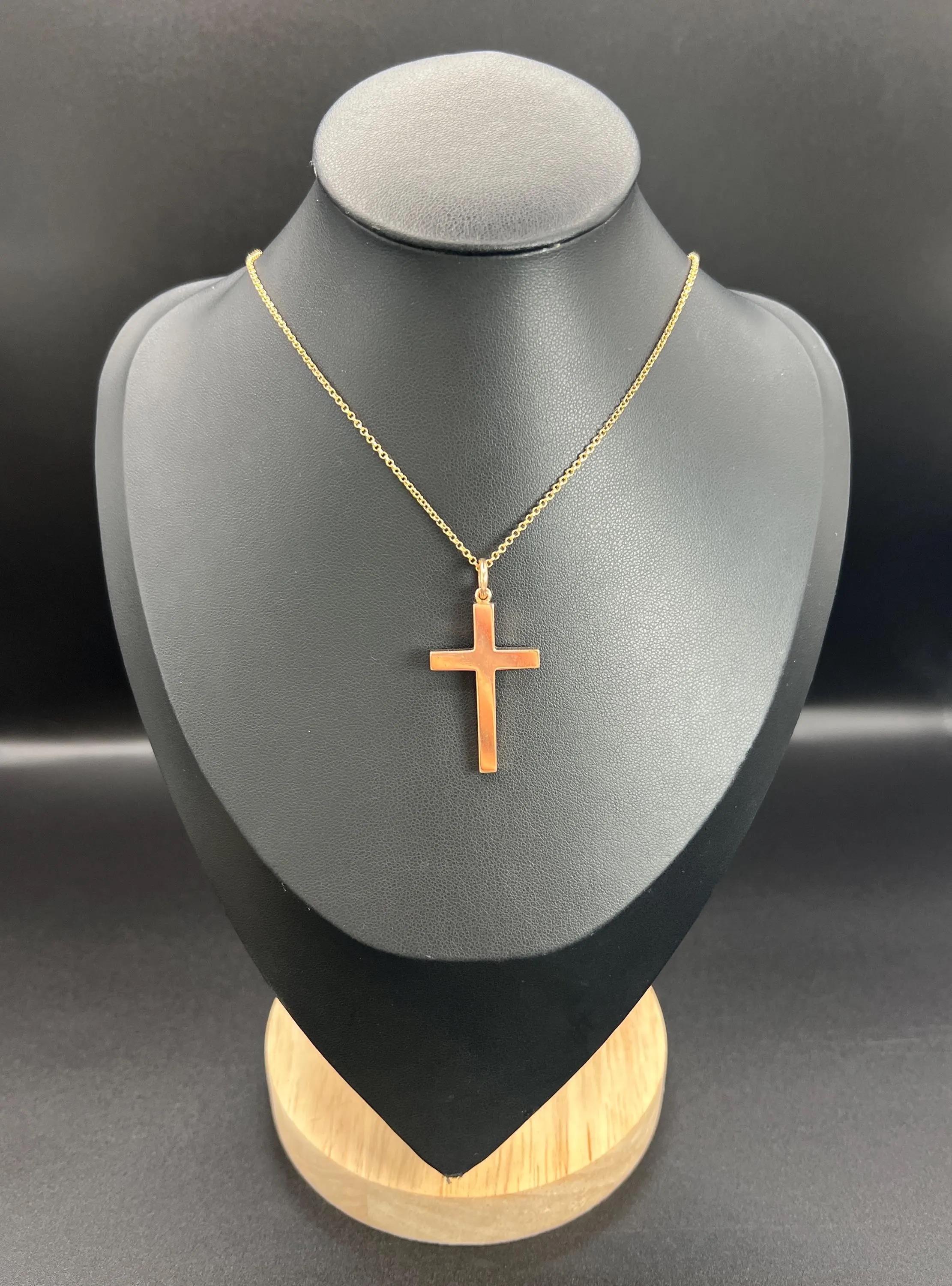 Antique 9ct Rose Gold, 1920s Cross Pendant, Hallmarked Chester In Good Condition For Sale In Brighton, GB