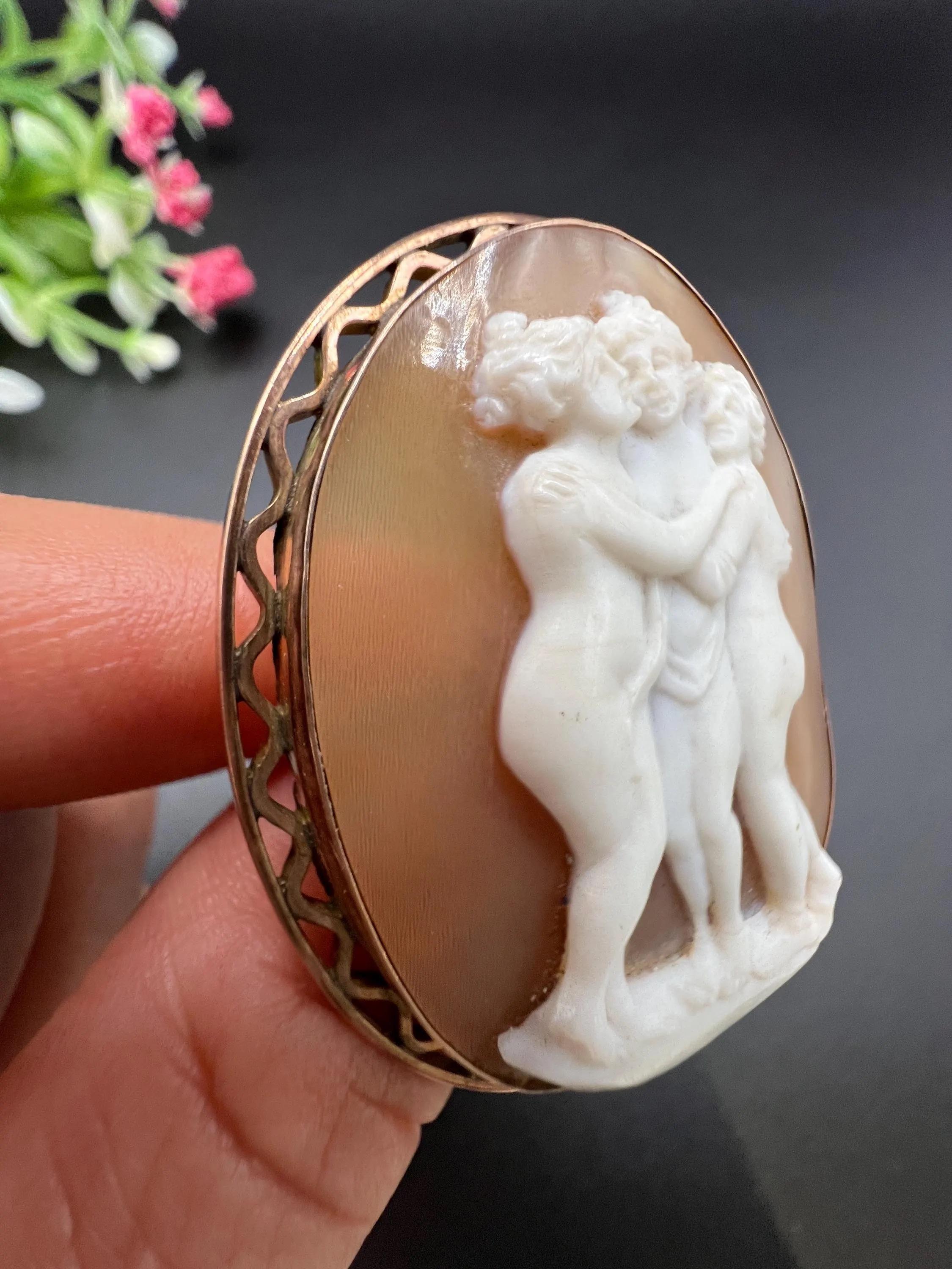 Antique 9ct Rose Gold, 1920s Three Graces Shell Cameo Portrait Brooch For Sale 3