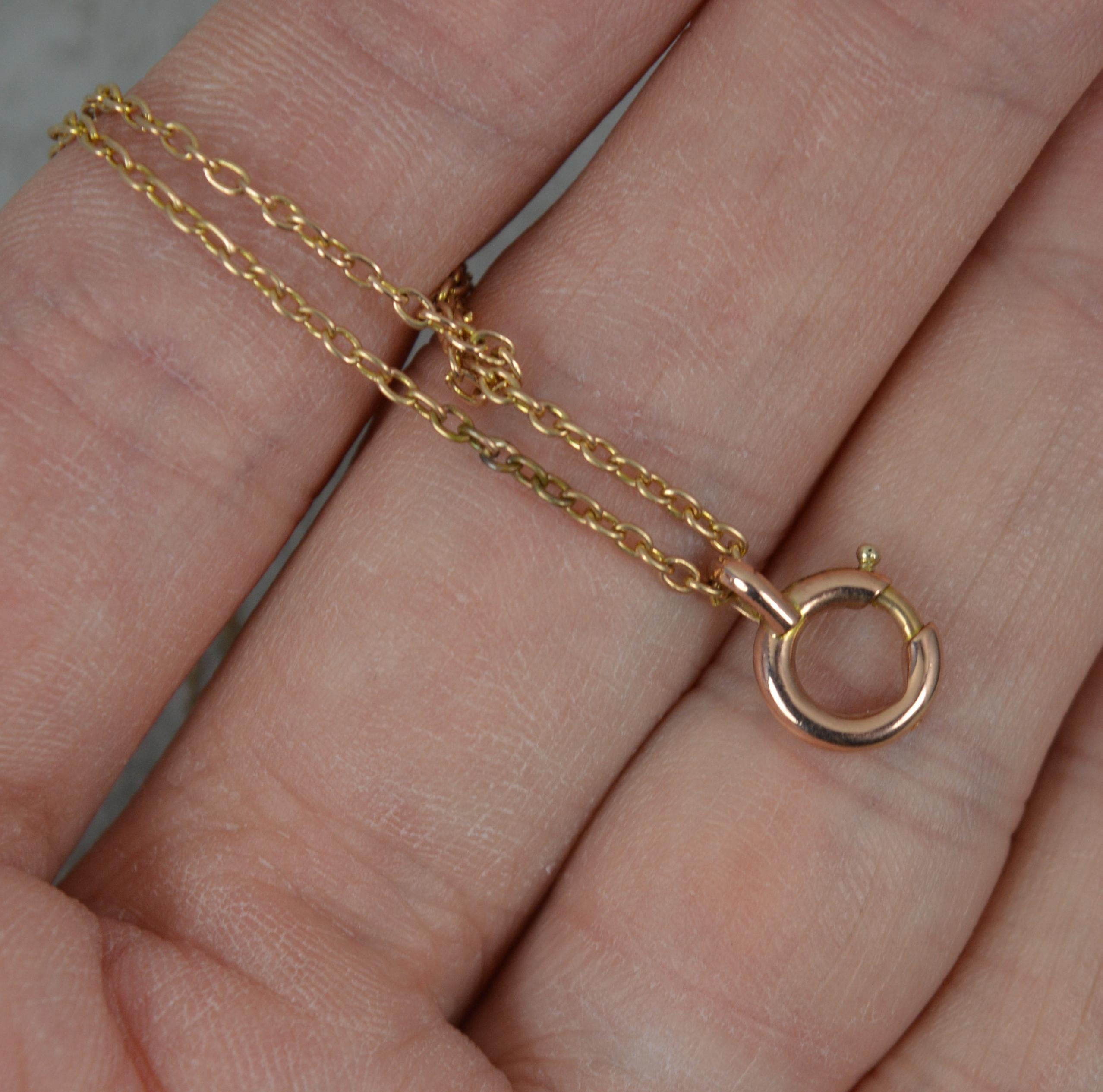 A rose gold guard chain.
Solid 9 carat rose gold belcher link example.
Good length and style.

Condition ; Very good for age. Working clasp. Light wear. Please view photographs.
Hallmarks ; unmarked, tests as 9ct
Size ; 55 inches, 1.3mm wide
Weight