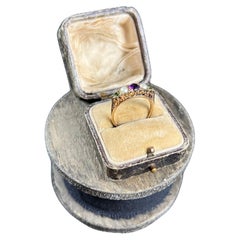 Bague Suffragette ancienne en or rose 9 carats, perles et péridots