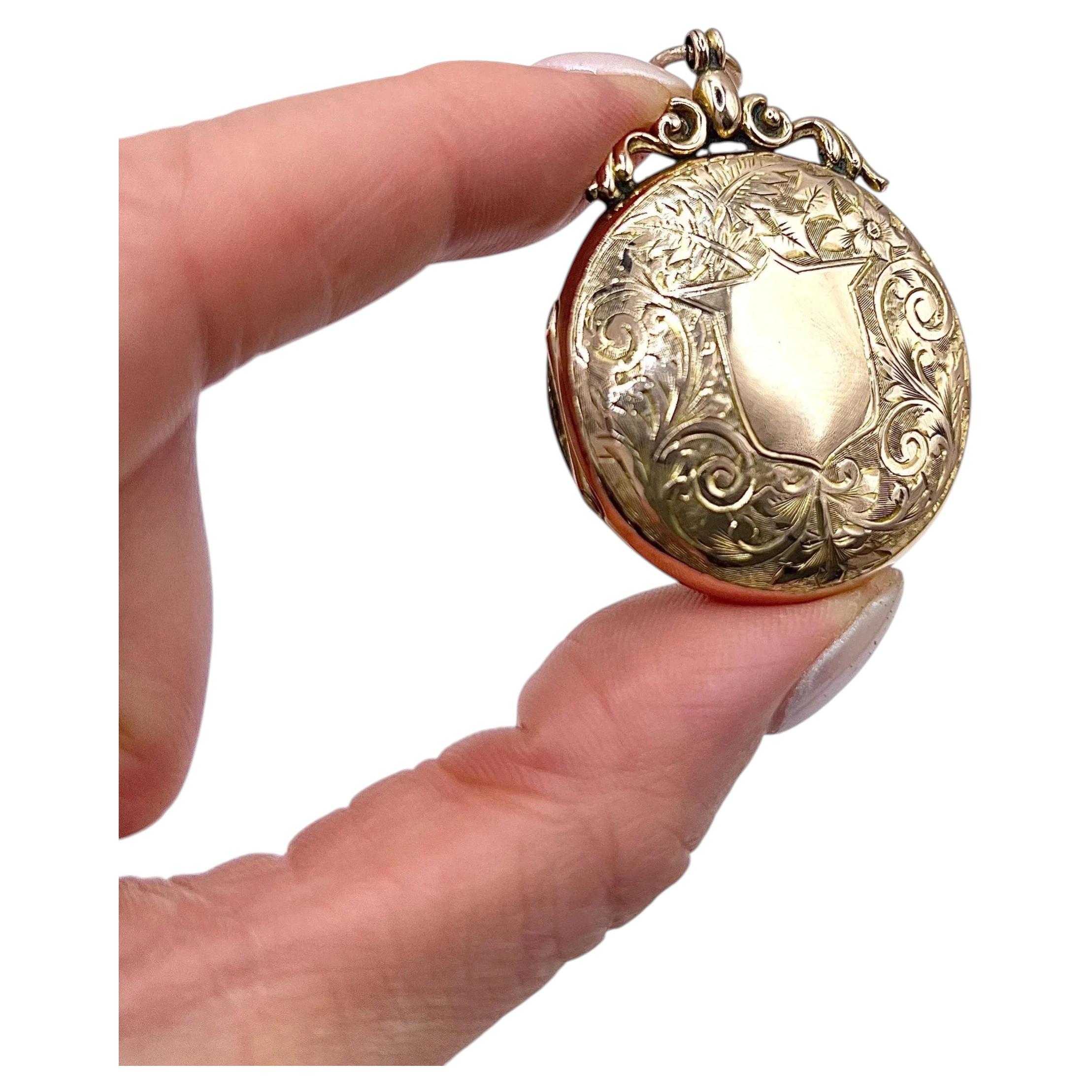 Antique 9ct Rose Gold Back & Front Edwardian Floral Shield Engraved Round Locket