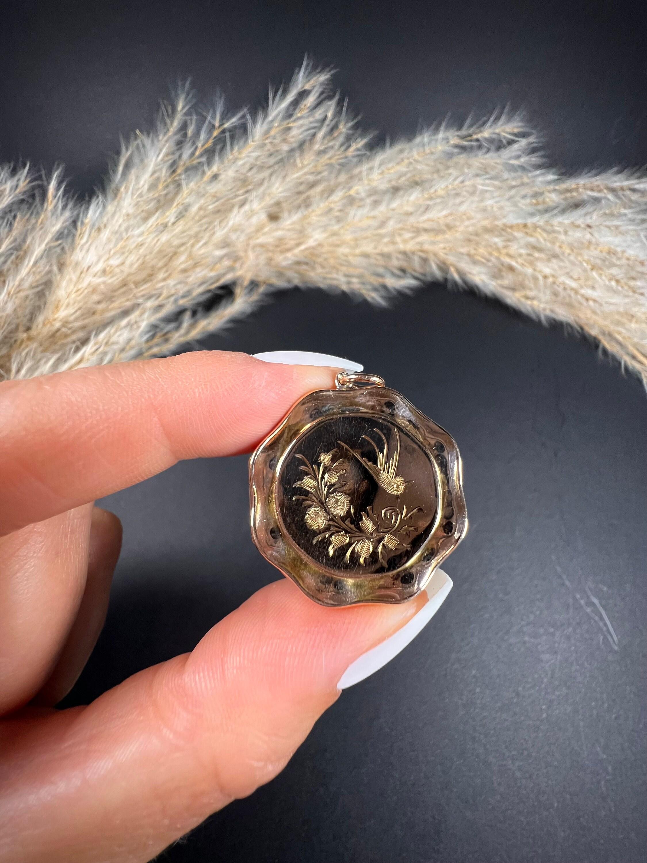 Antique 9ct Rose Gold Back & Front Edwardian Round Swallow Locket 6