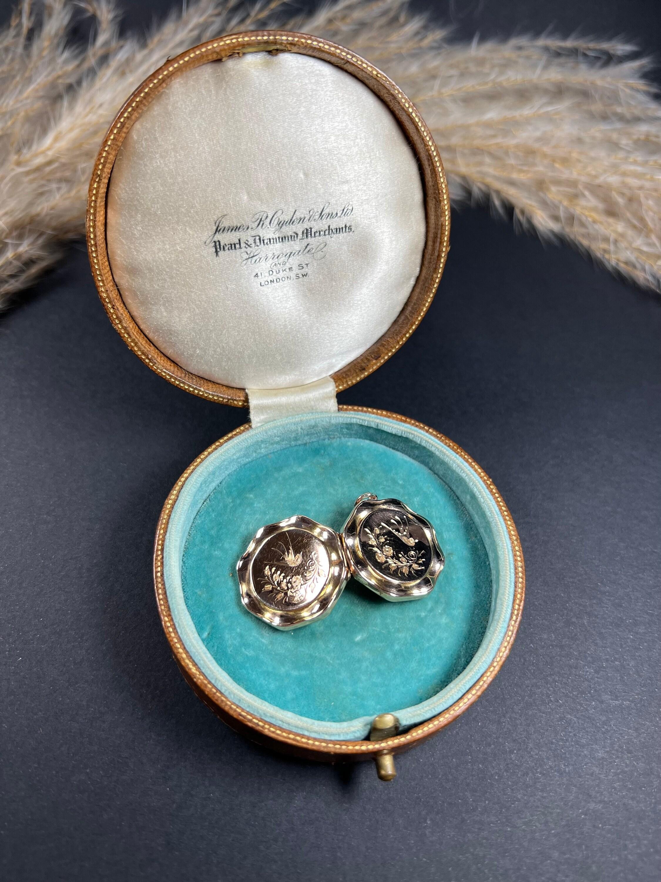 Women's or Men's Antique 9ct Rose Gold Back & Front Edwardian Round Swallow Locket