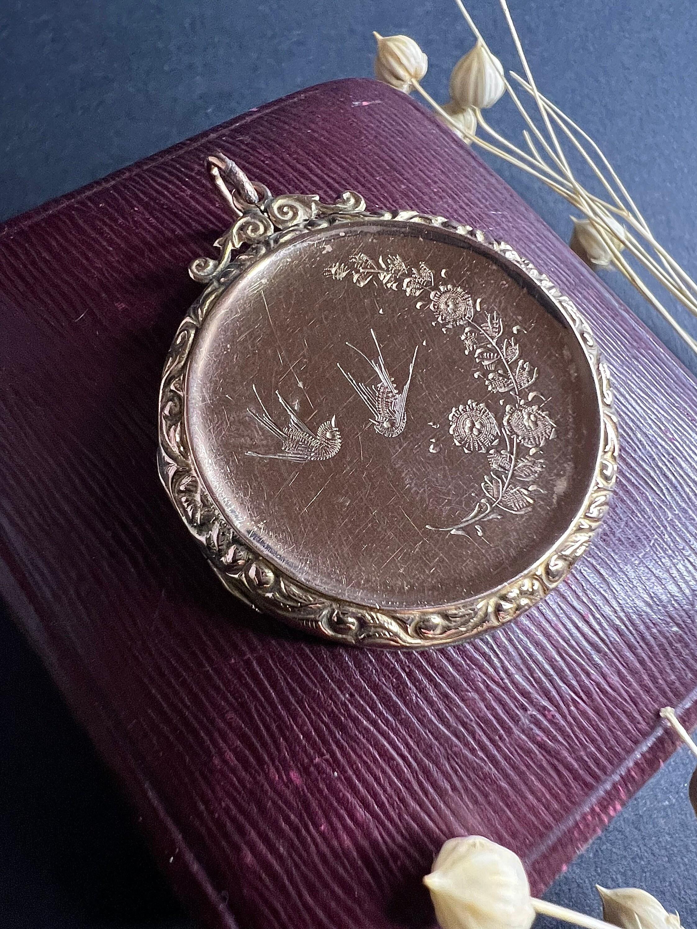 Antico medaglione rotondo vittoriano in oro rosa 9ct con retro e fronte in vendita 5
