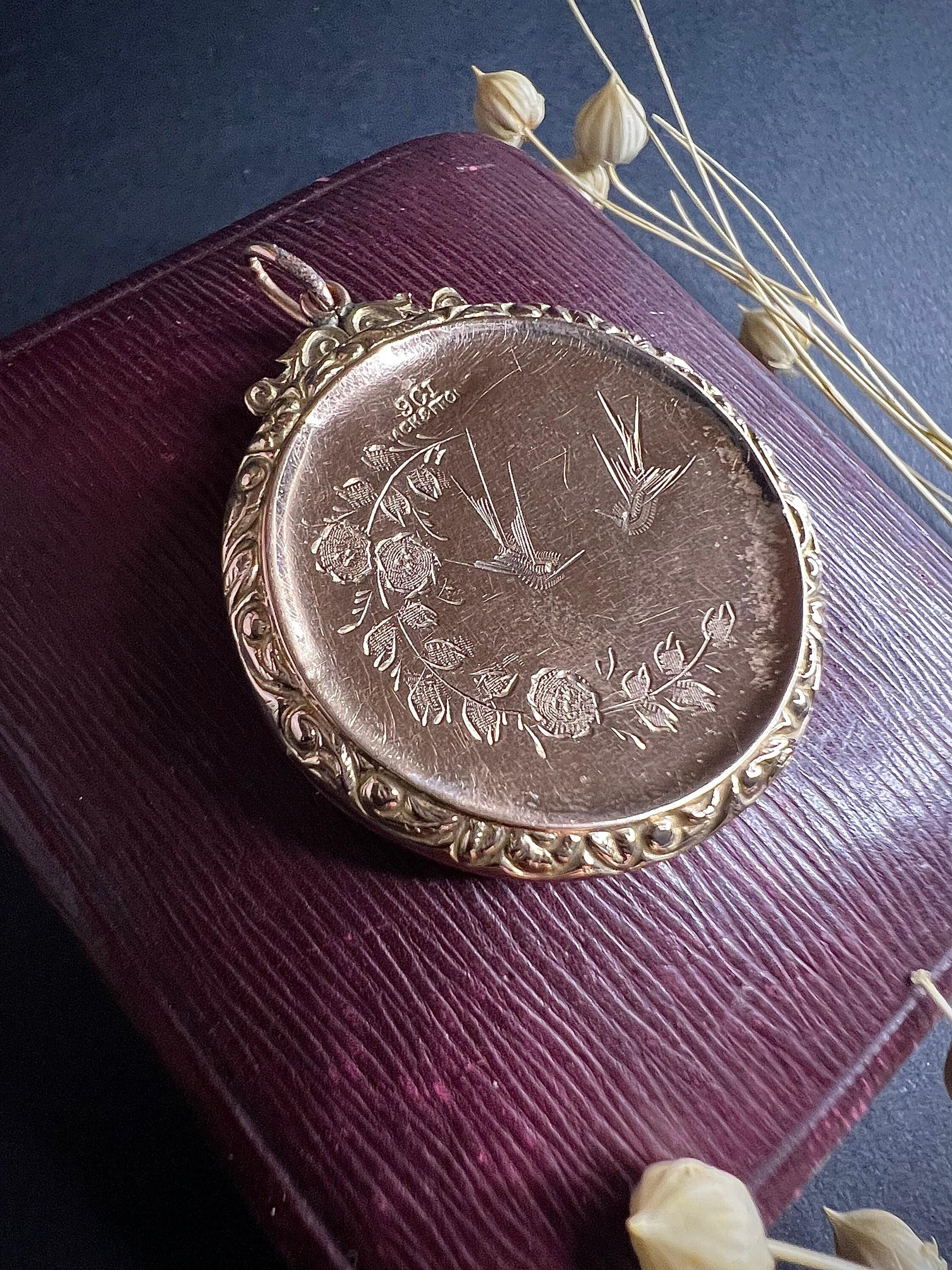 Antico medaglione rotondo vittoriano in oro rosa 9ct con retro e fronte in vendita 3