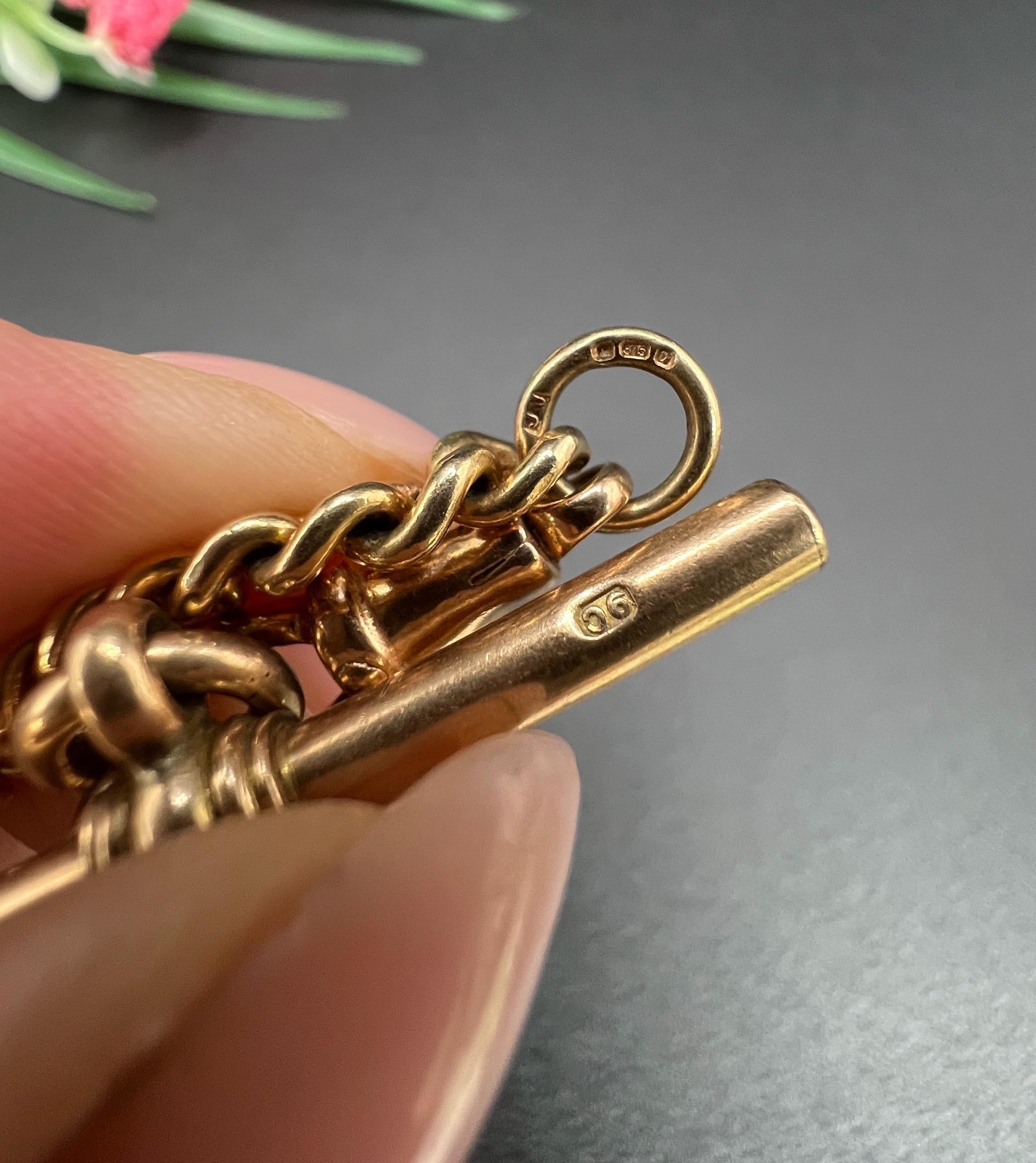 Antique 9ct Rose Gold, Edwardian 21 1/4 Inch Curb Link Albert Chain with T Bar For Sale 3