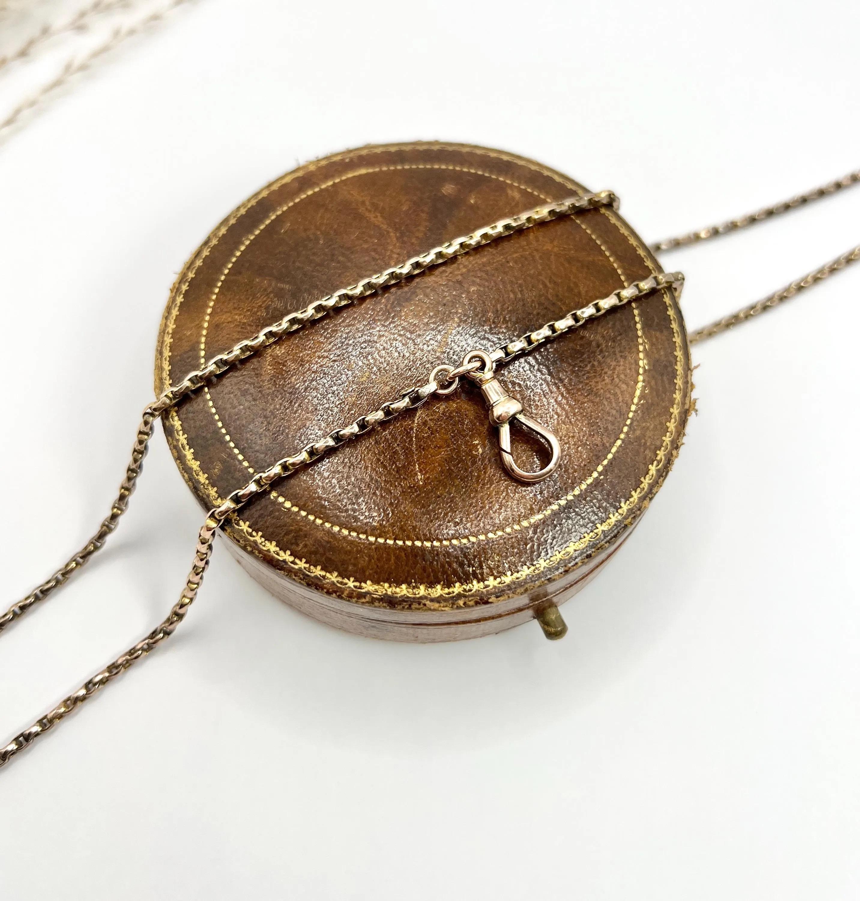 Antique 9ct Rose Gold Edwardian 26 1/2 Inch Long Faceted Oval Belcher Link Chain In Good Condition In Brighton, GB