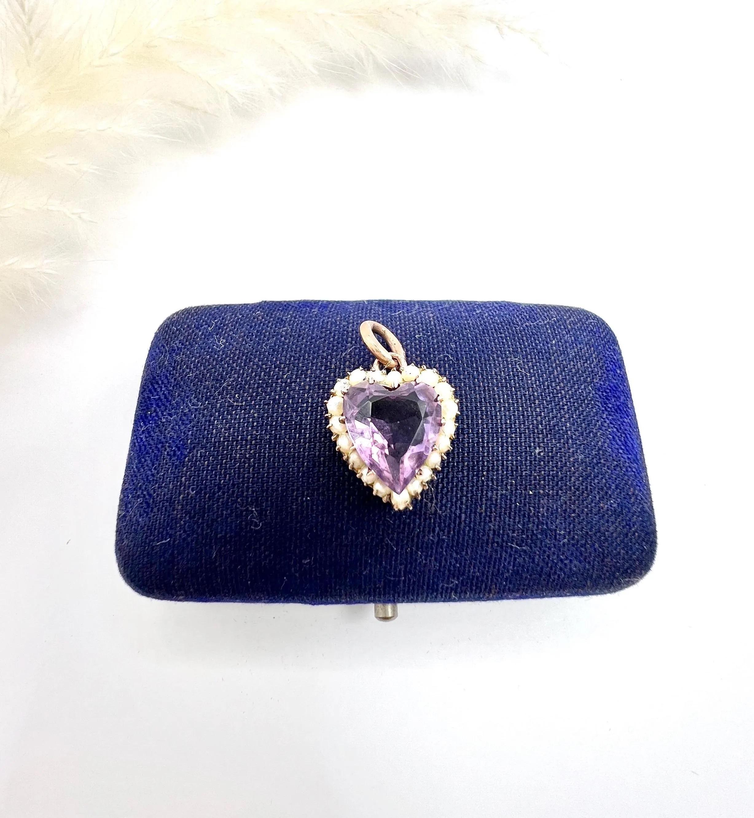 Women's or Men's Antique 9ct Rose Gold, Edwardian Amethyst & Natural Seed Pearl Heart Pendant For Sale