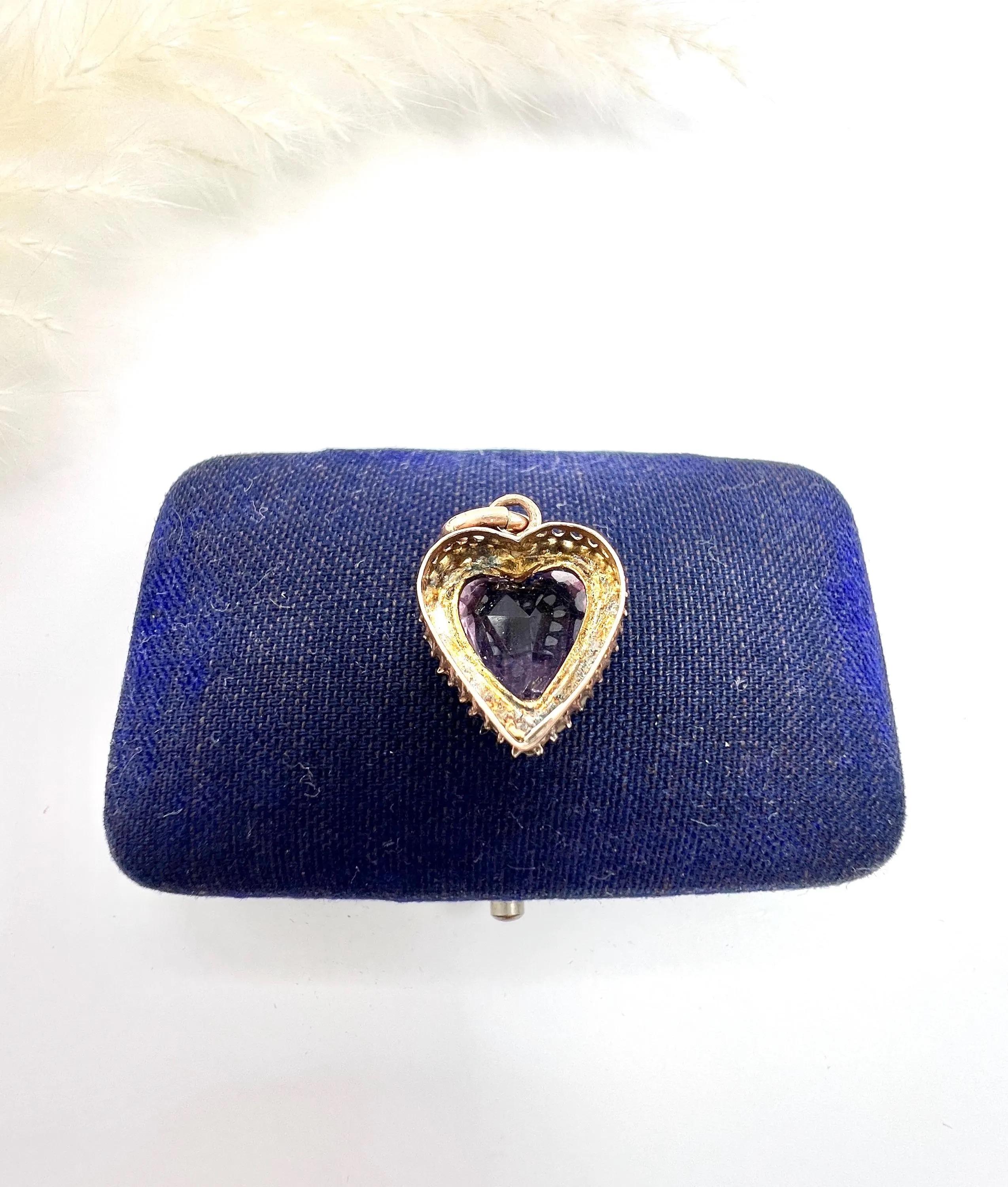 Antique 9ct Rose Gold, Edwardian Amethyst & Natural Seed Pearl Heart Pendant For Sale 1