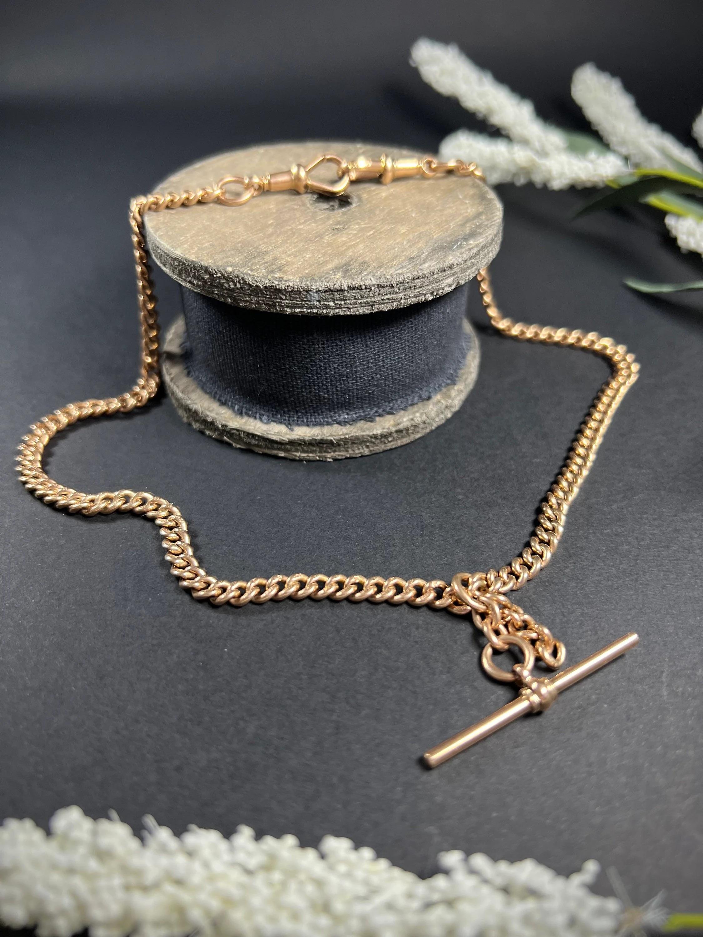 Antique 9ct Rose Gold Edwardian Curb Link Albert Watch Chain Necklace In Good Condition For Sale In Brighton, GB