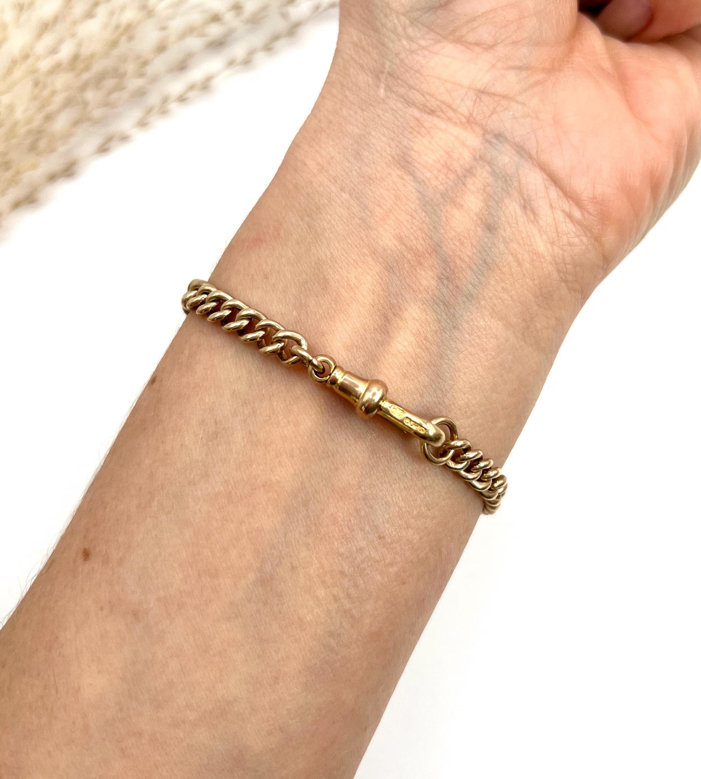 Antique Curb Bracelet 

9ct Rose Gold

Circa 1900

Makers Mark J G & S

This elegant Edwardian curb link bracelet is crafted from 9ct rose gold and is sure to add a touch of vintage charm to any outfit. The bracelet features a beautiful swivel clip
