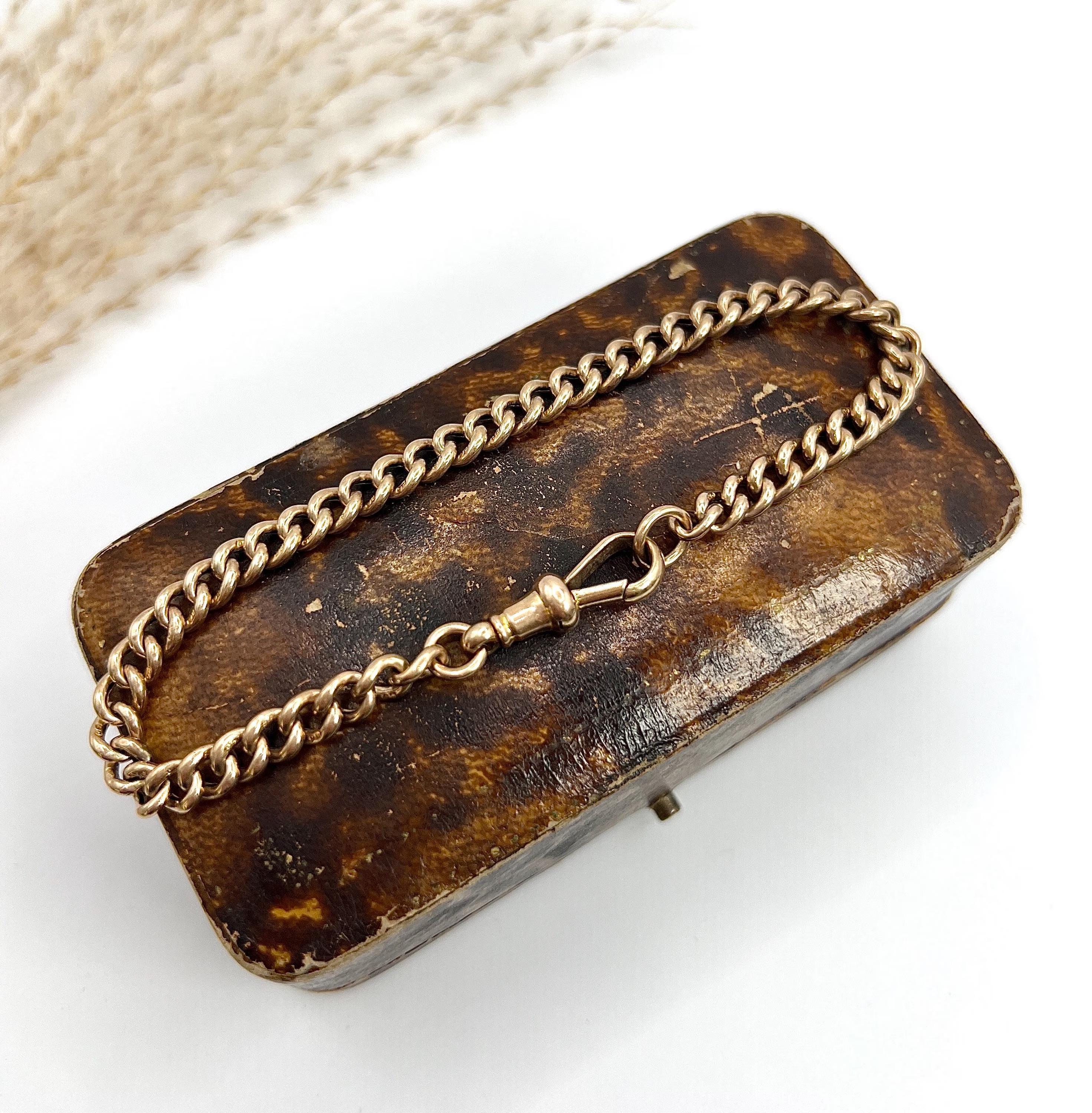 Antique 9ct Rose Gold, Edwardian Curb Link Bracelet with Swivel Clip Fastening In Good Condition In Brighton, GB