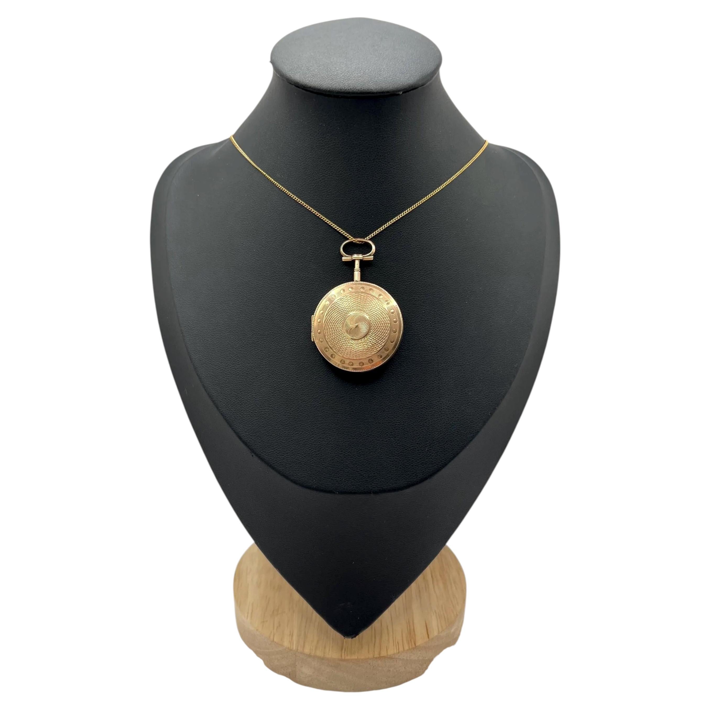 Antique 9ct Rose Gold, Edwardian Engraved Round Locket, Circa 1910 For Sale