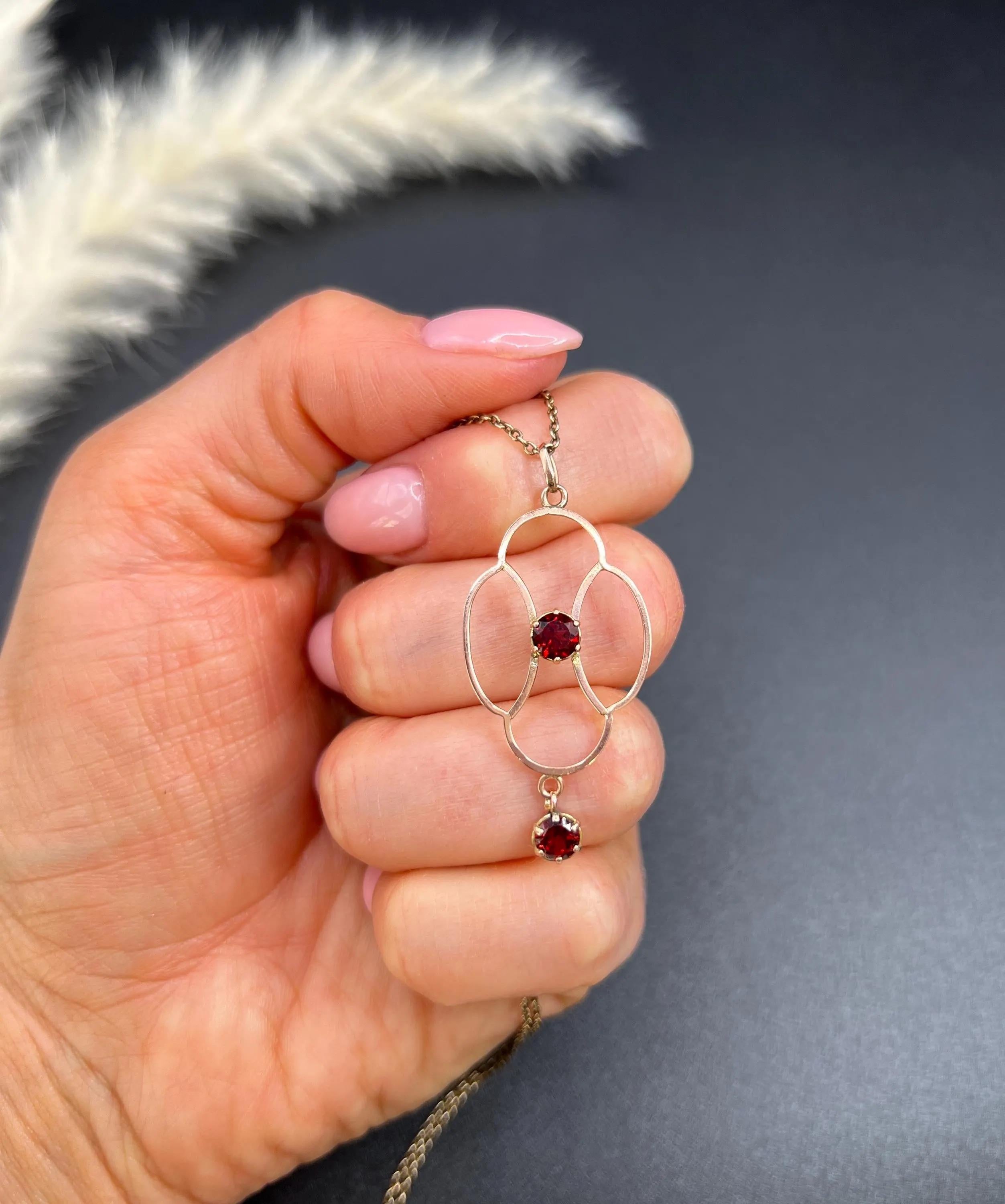 Antique 9ct Rose Gold, Edwardian Garnet Drop Pendant en venta 1