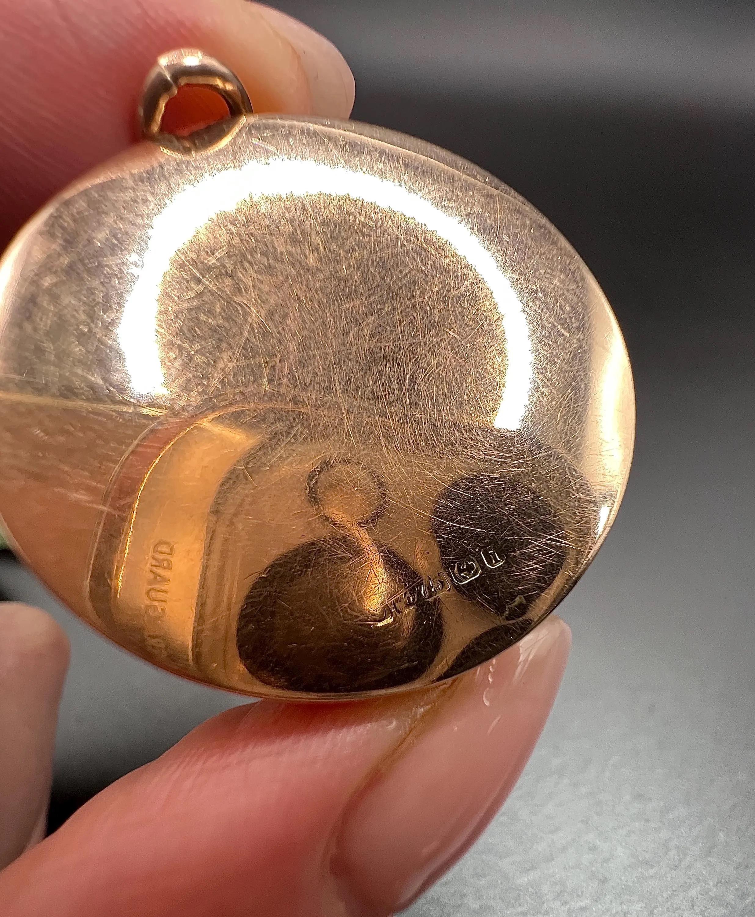 Antico medaglione rotondo di grandi dimensioni in oro rosa 9ct, con marchio Birmingham 1908, di epoca edoardiana in vendita 1