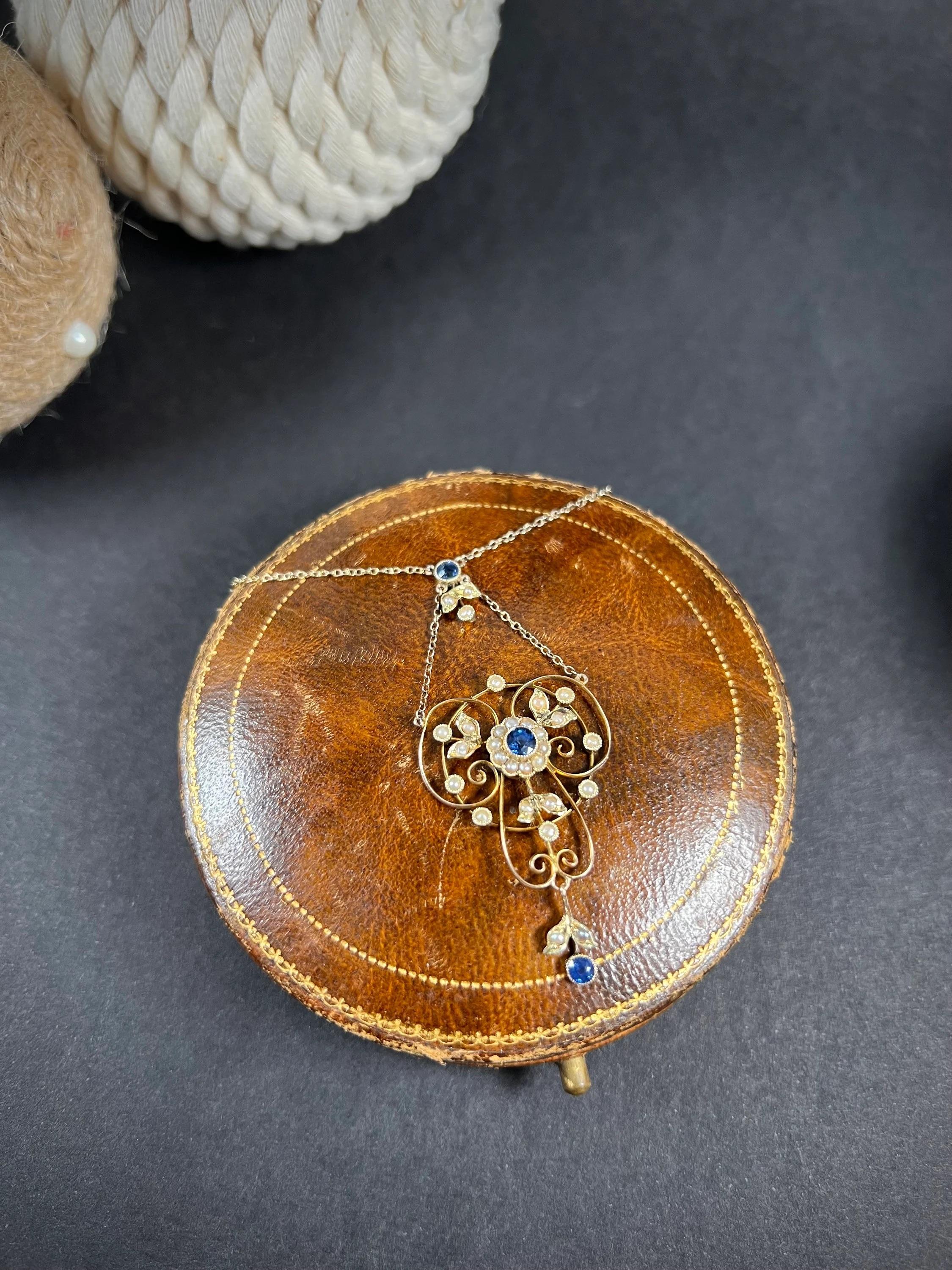 Antique 9ct Rose Gold, Edwardian, Sapphire & Seed Pearl Pendant Necklace For Sale 2