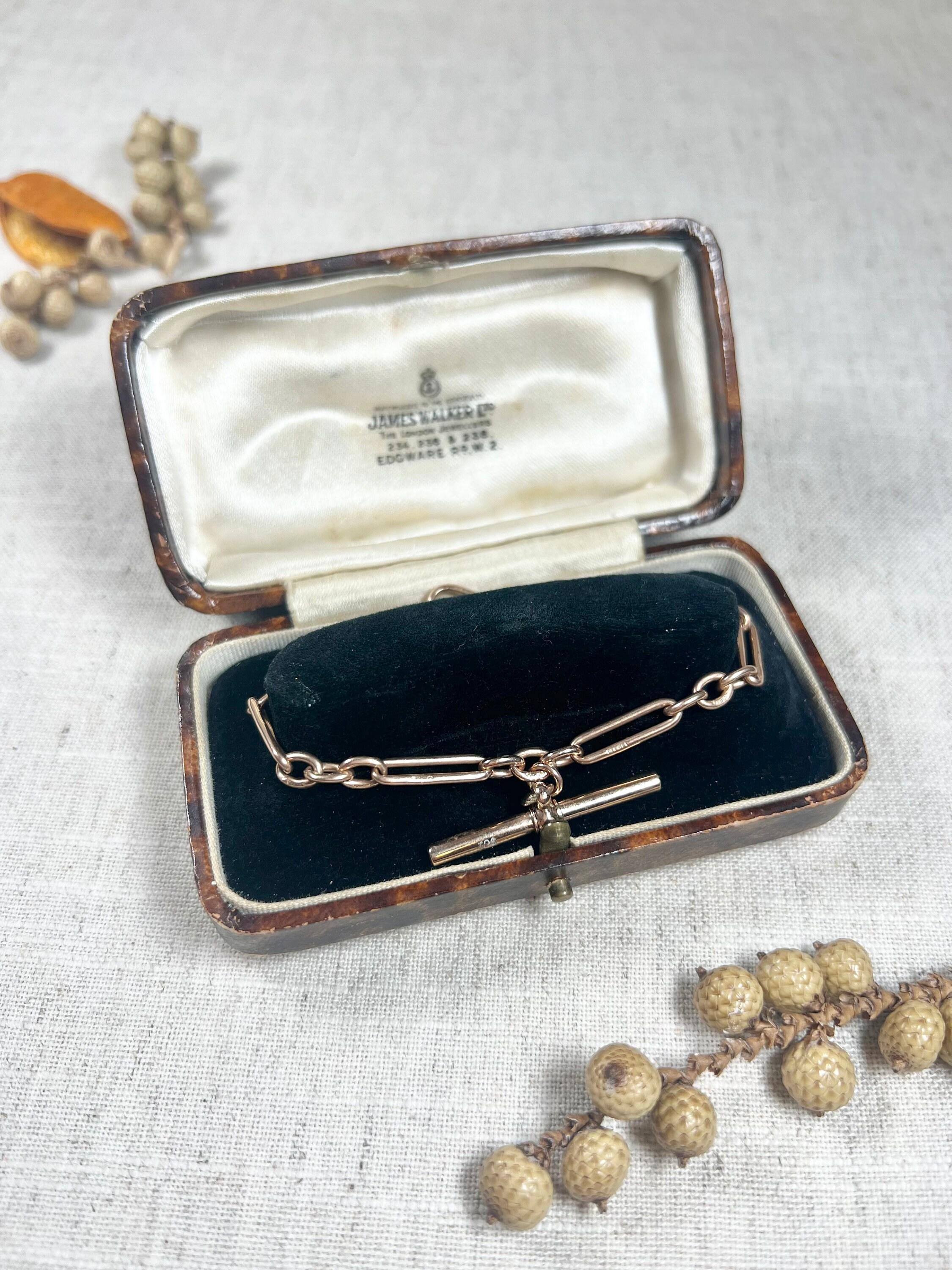 Antique Trombone Bracelet 

9ct Rose Gold Stamped

Circa 1900

This 9ct rose gold Edwardian trombone link bracelet is an exquisite piece of jewellery that is sure to capture your attention. This bracelet is crafted with the finest quality materials