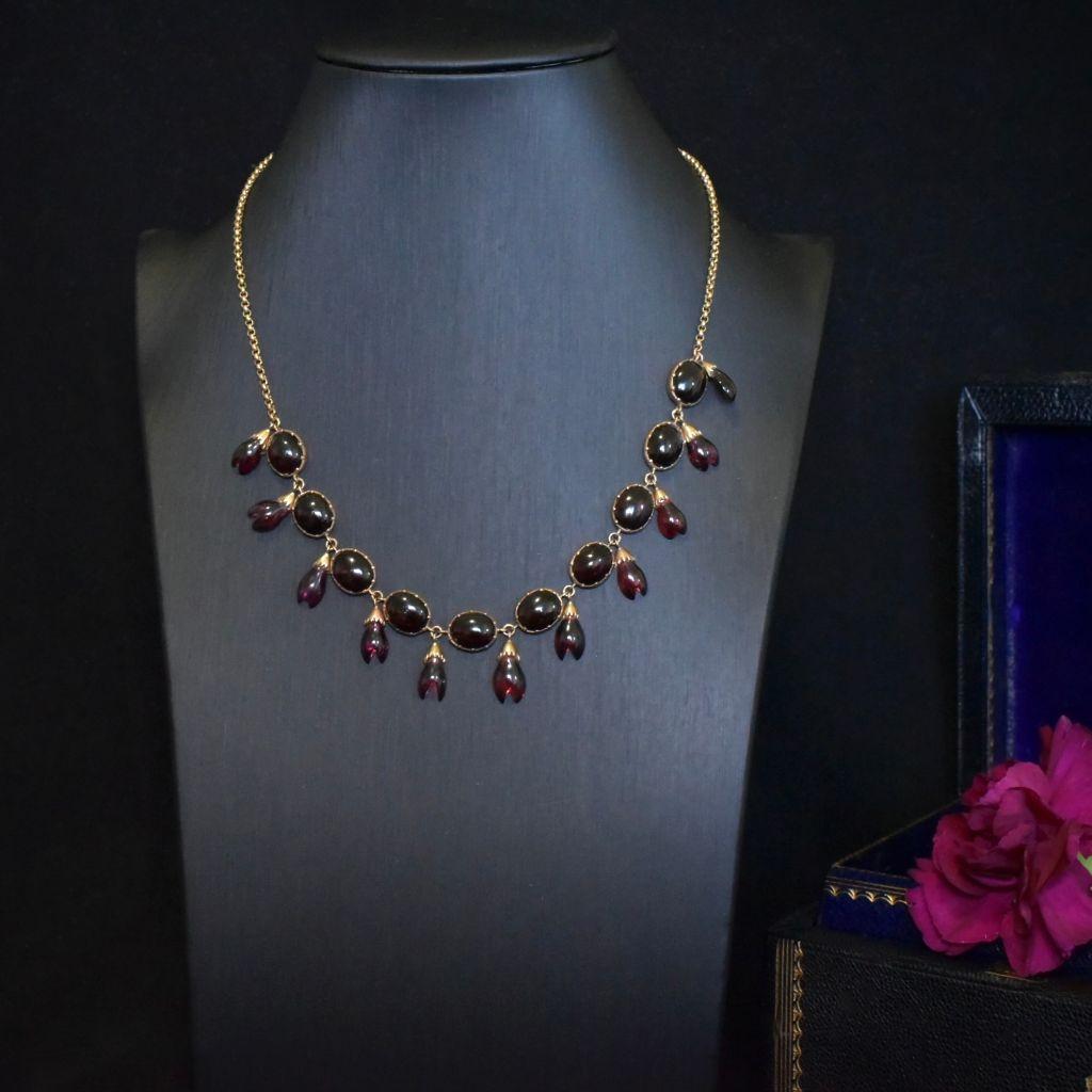 Antique 9ct Rose Gold Garnet Demi-Parure Fringe Necklace And Earrings Circa 1900 For Sale 1