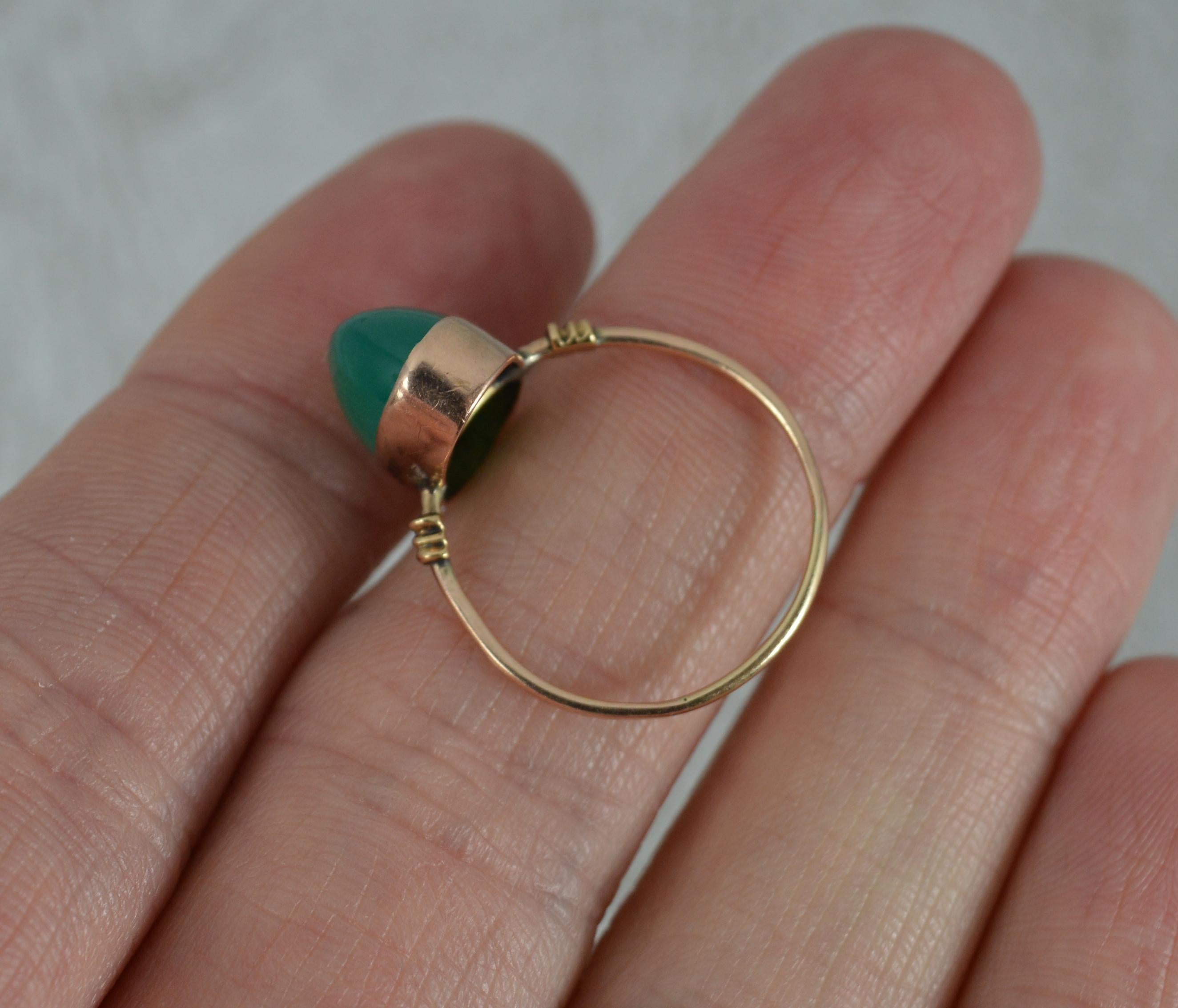 Antique 9ct Rose Gold Green Chrysoprase Solitaire Statement Ring In Excellent Condition In St Helens, GB