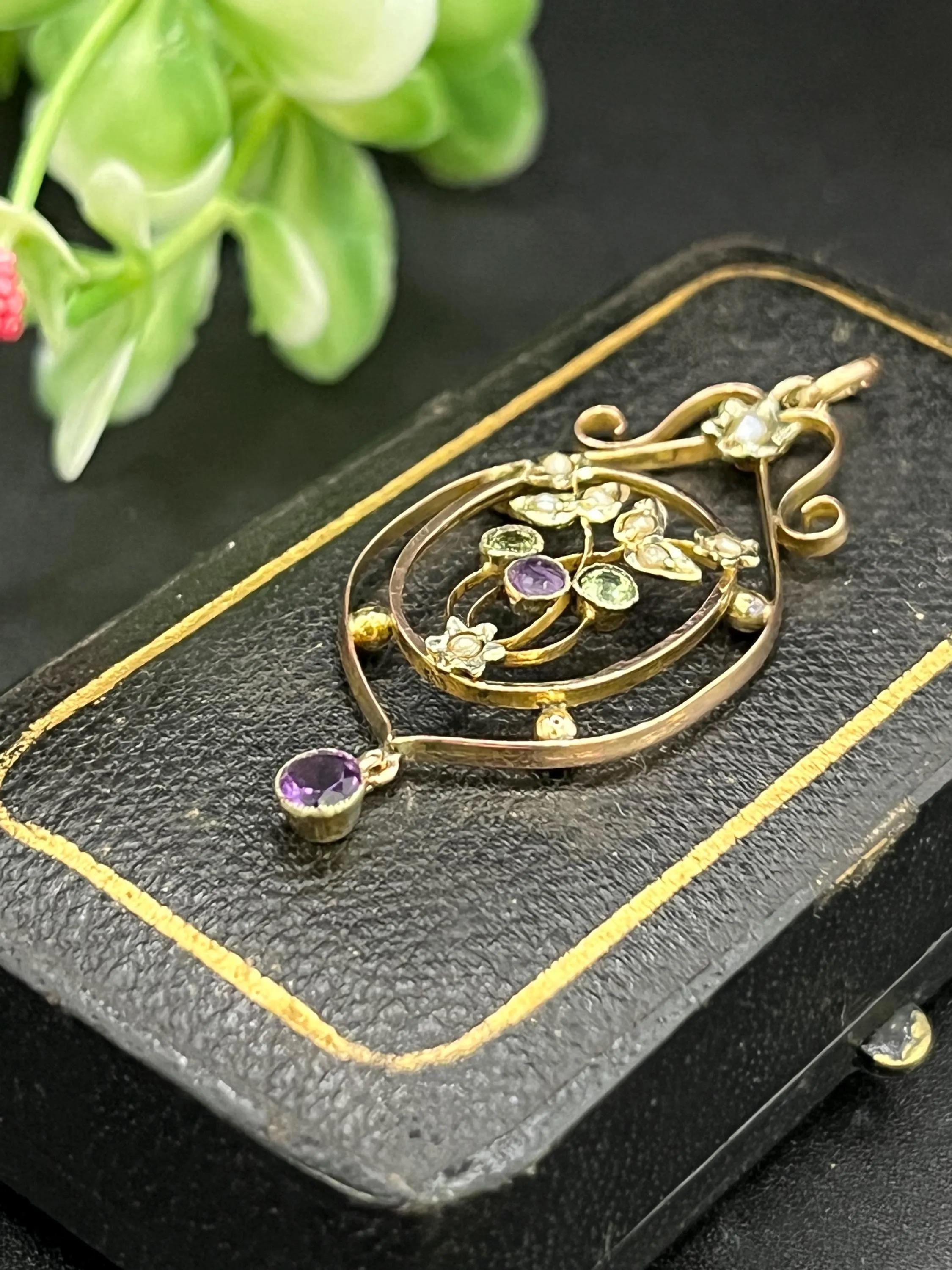 Antique 9ct Rose Gold, Peridot, Amethyst and Pearl Suffragette Pendant For Sale 1